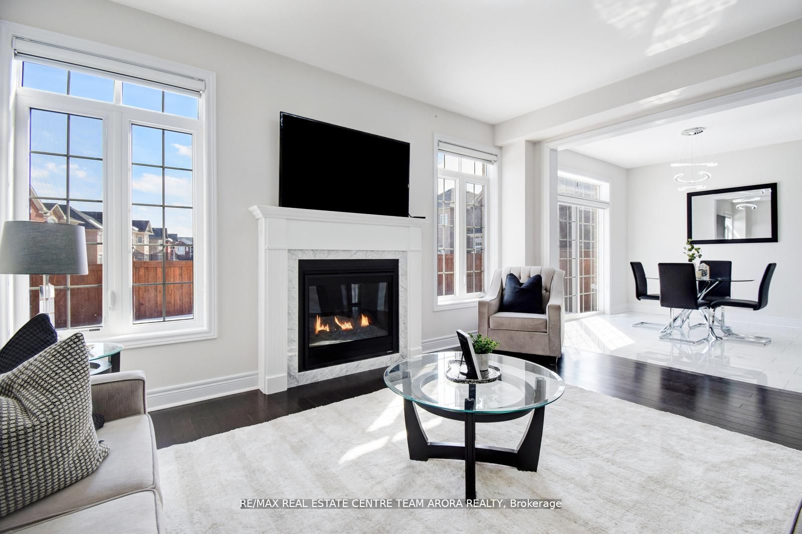 38 Rosewell Crescent