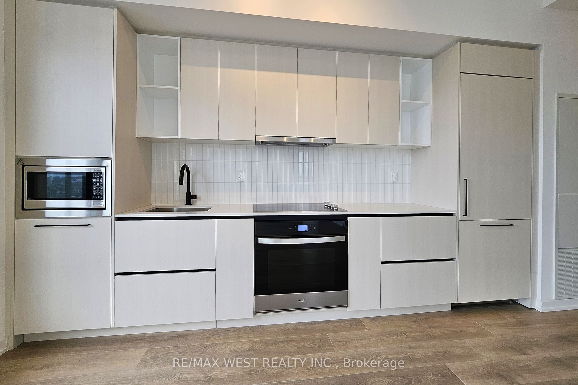 1285 Dupont Street, #703