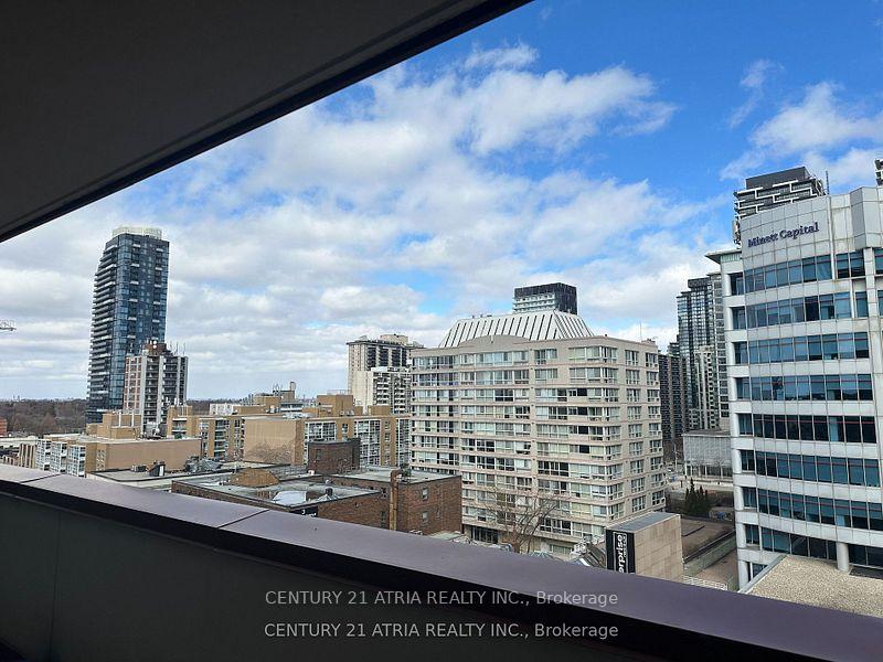 1 Bedroom Condo at 33 Helendale, Toronto For sale