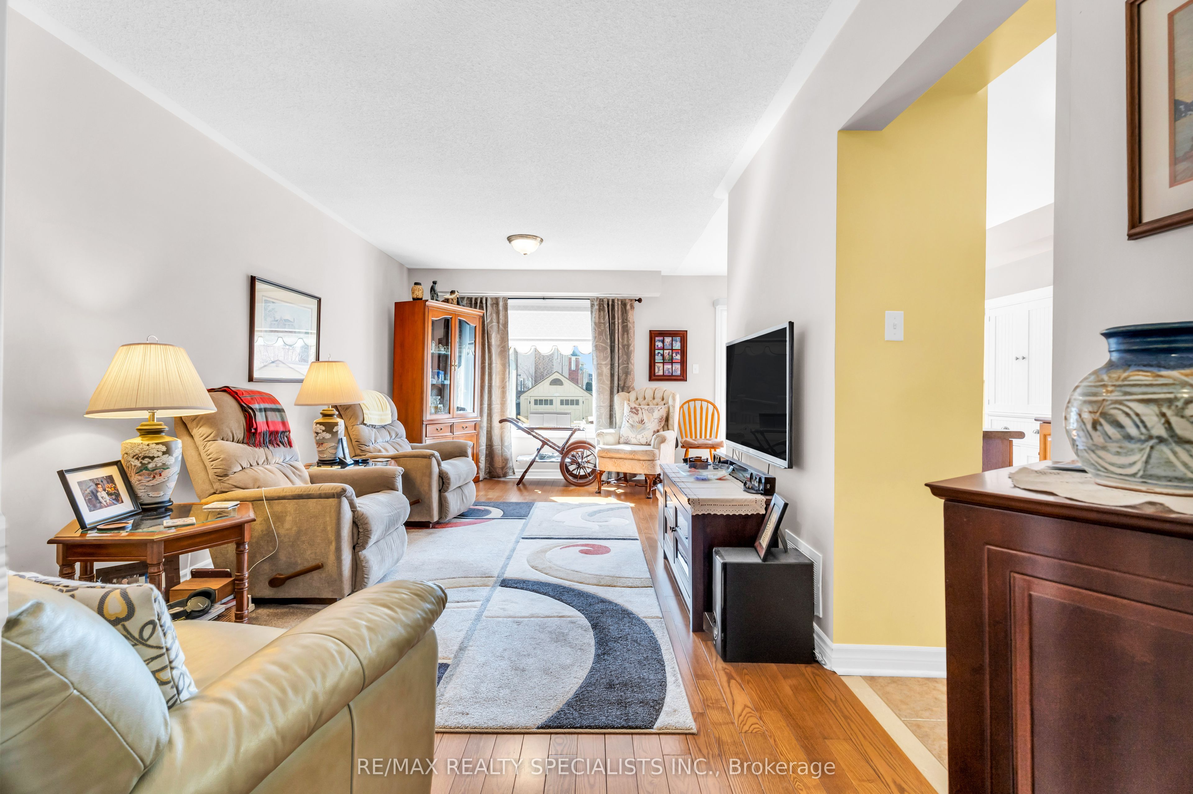 3073 Hawktail Crescent
