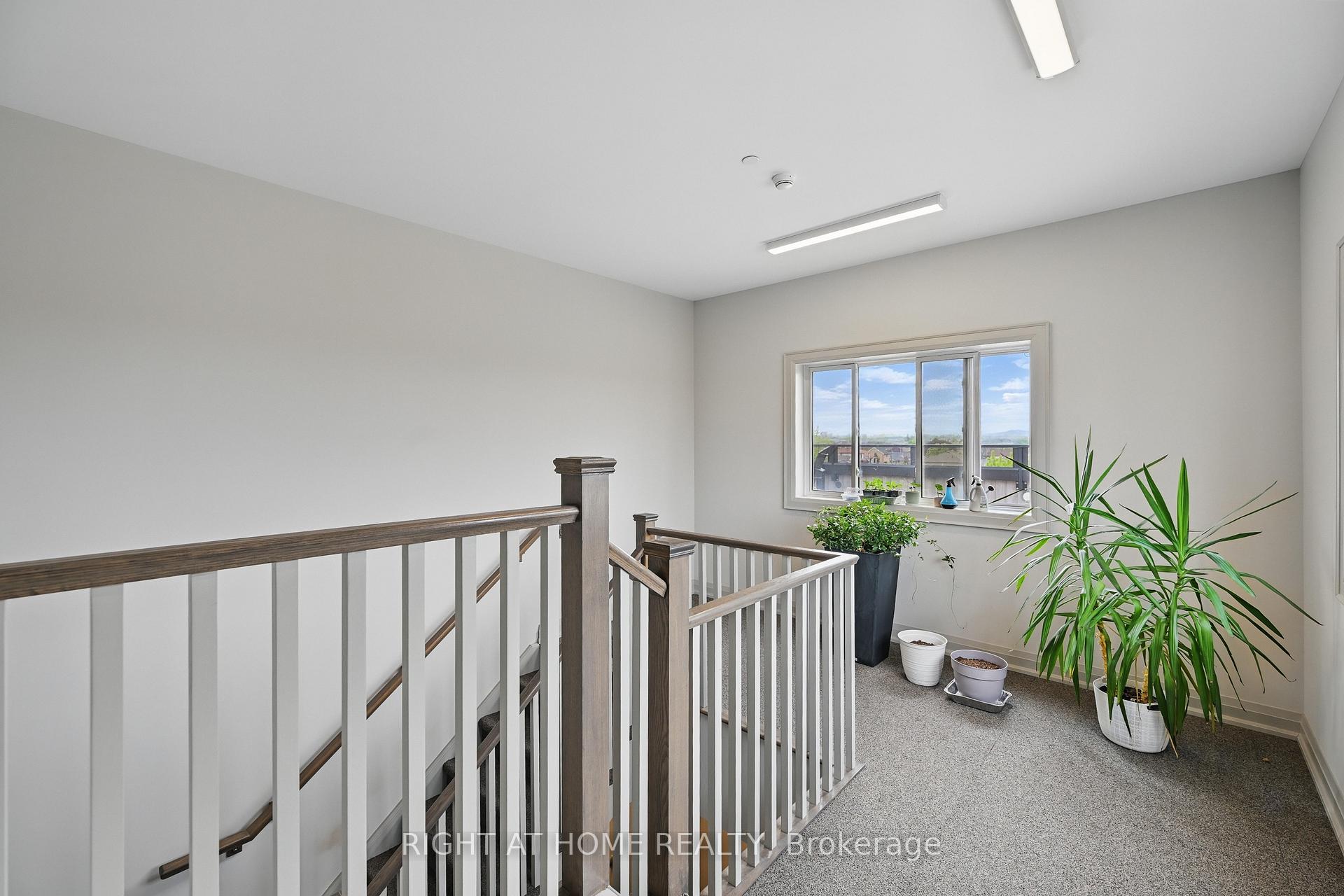 1 Bedroom Condo at 257 Millen, Hamilton For sale