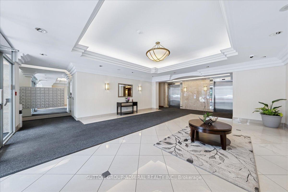 2 Bedrooms Condo at 745 New Westminster, Vaughan For sale