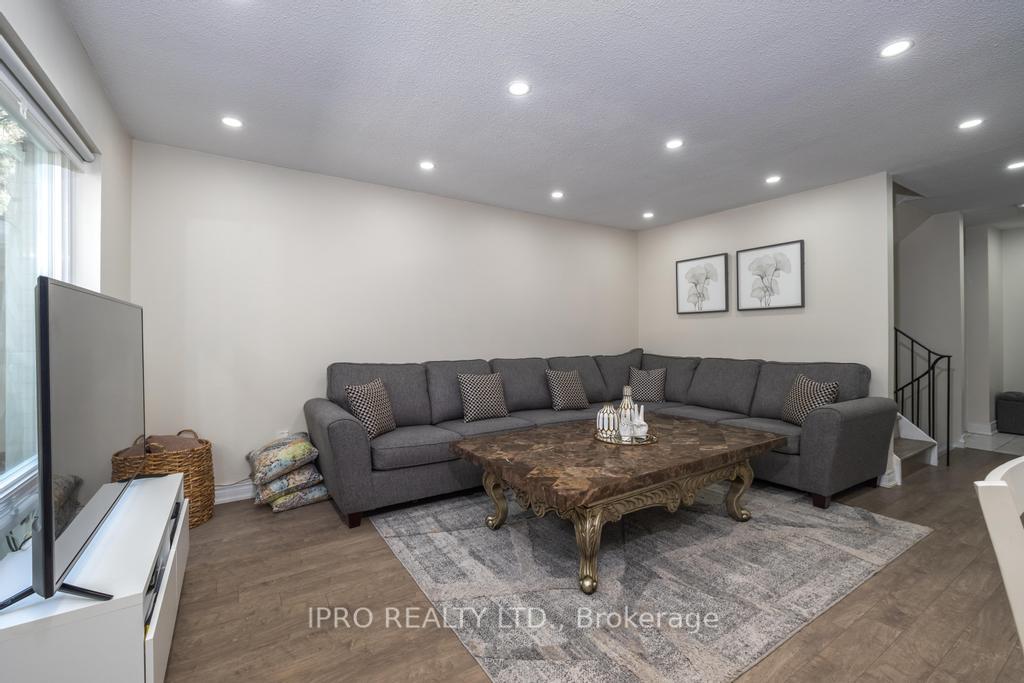 3 Bedrooms Condo at 23 Four Winds, Toronto For sale