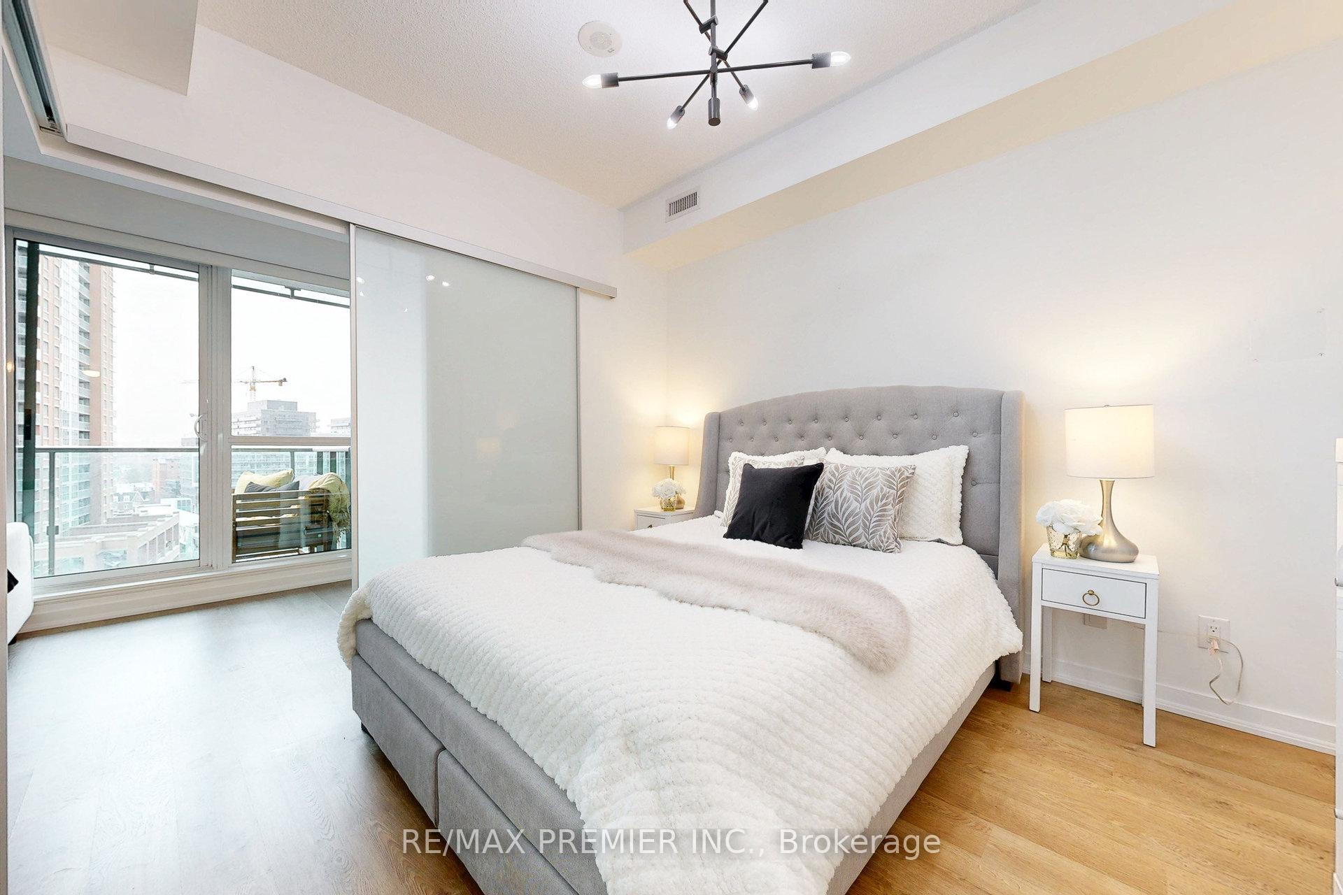 2 Bedrooms Condo at 150 East Liberty,  Toronto For sale
