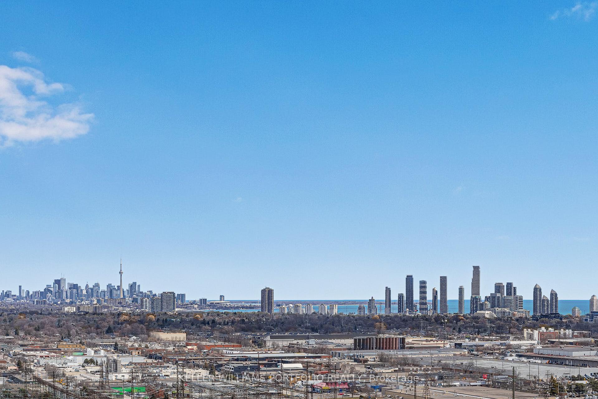 2 Bedrooms Condo at 50 Thomas Riley, Toronto For sale