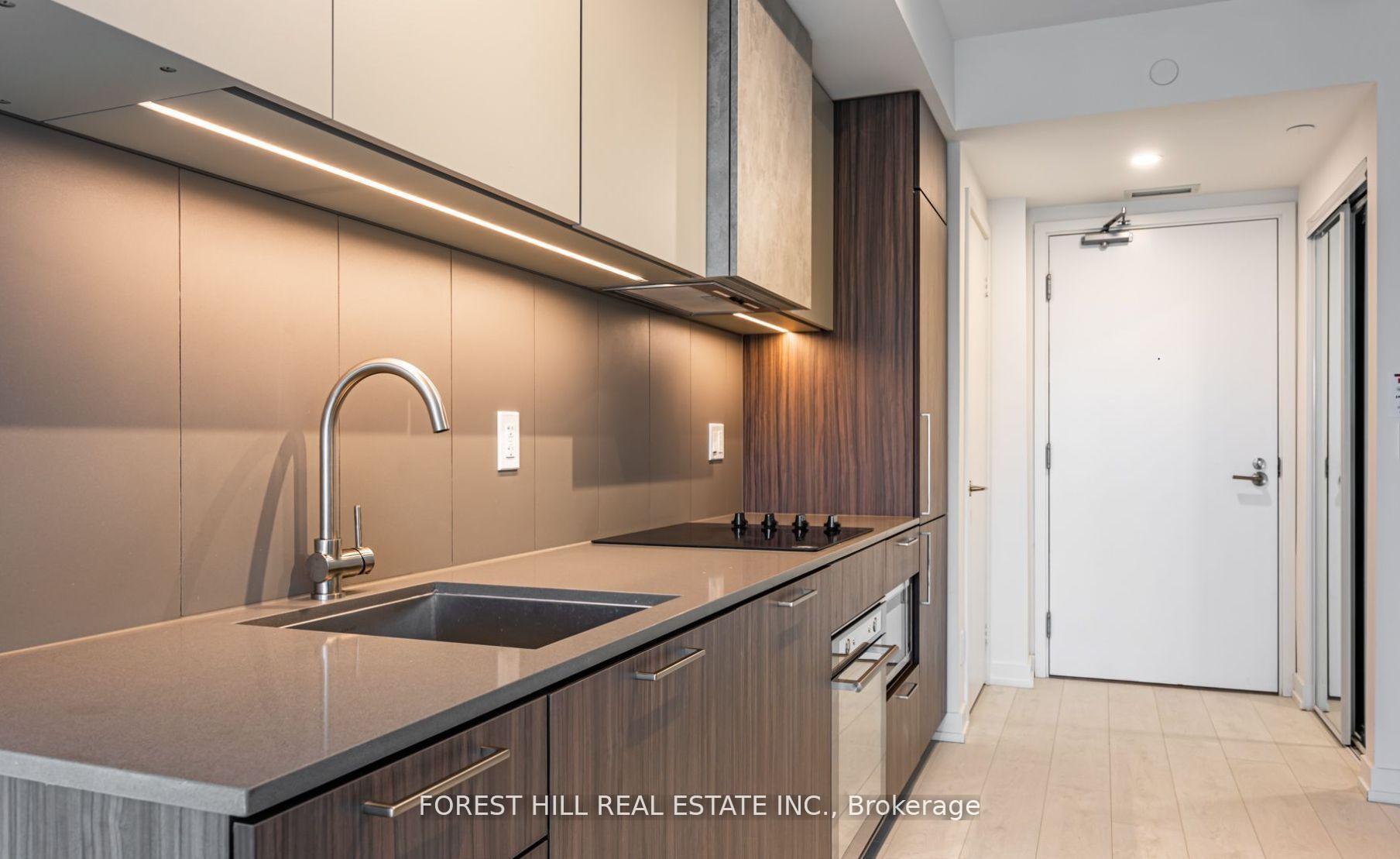 2 Bedrooms Condo at 19 Western Battery, Toronto For sale