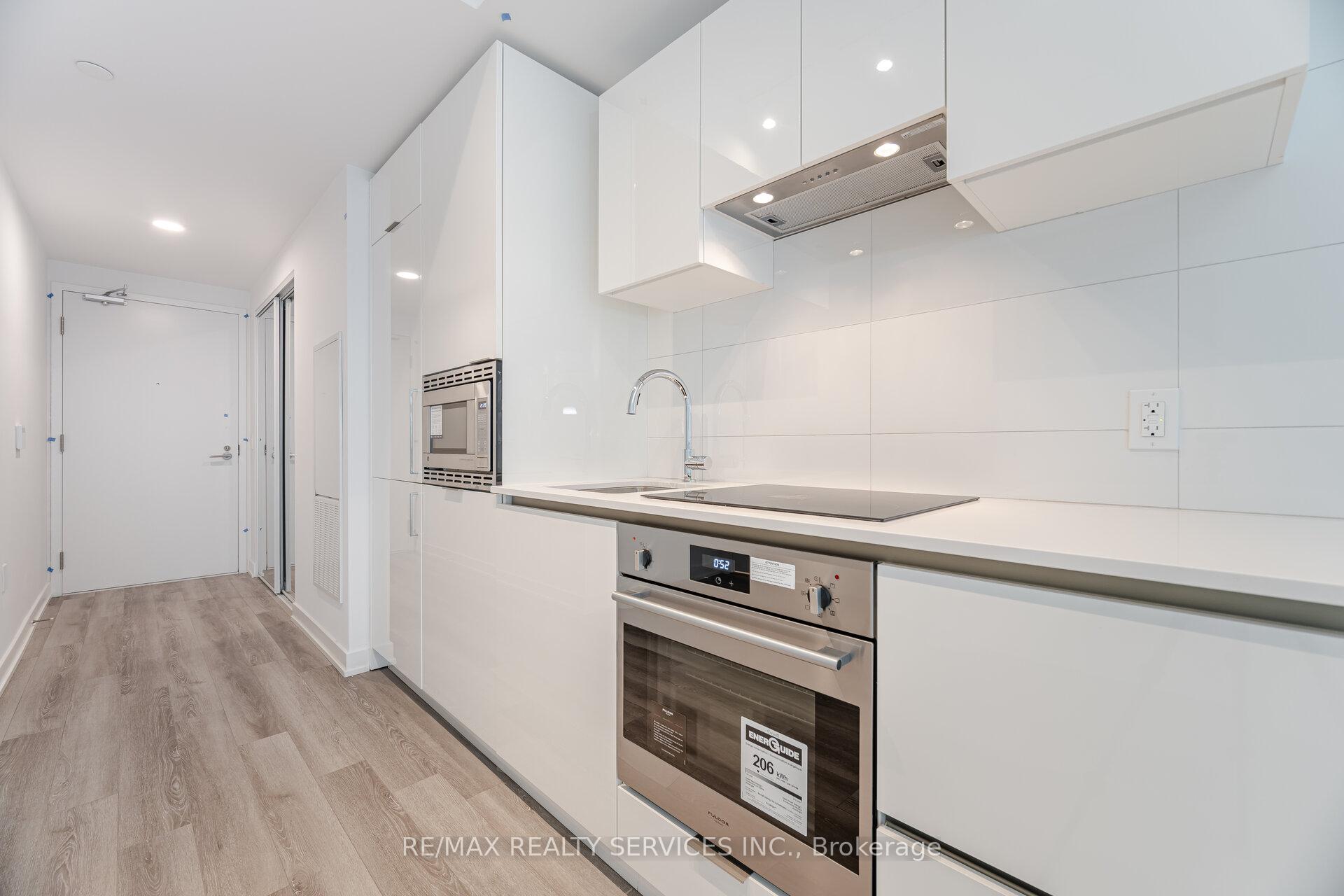 1 Bedroom Condo at 230 Simcoe, Toronto For sale