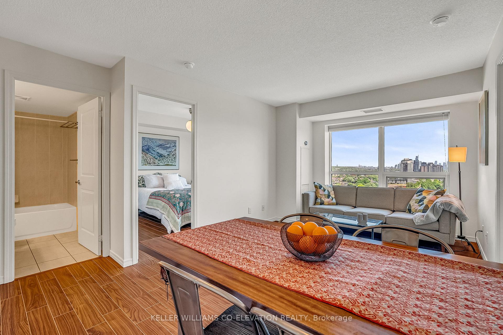 3 Bedrooms Condo at 60 Heintzman, Toronto For sale