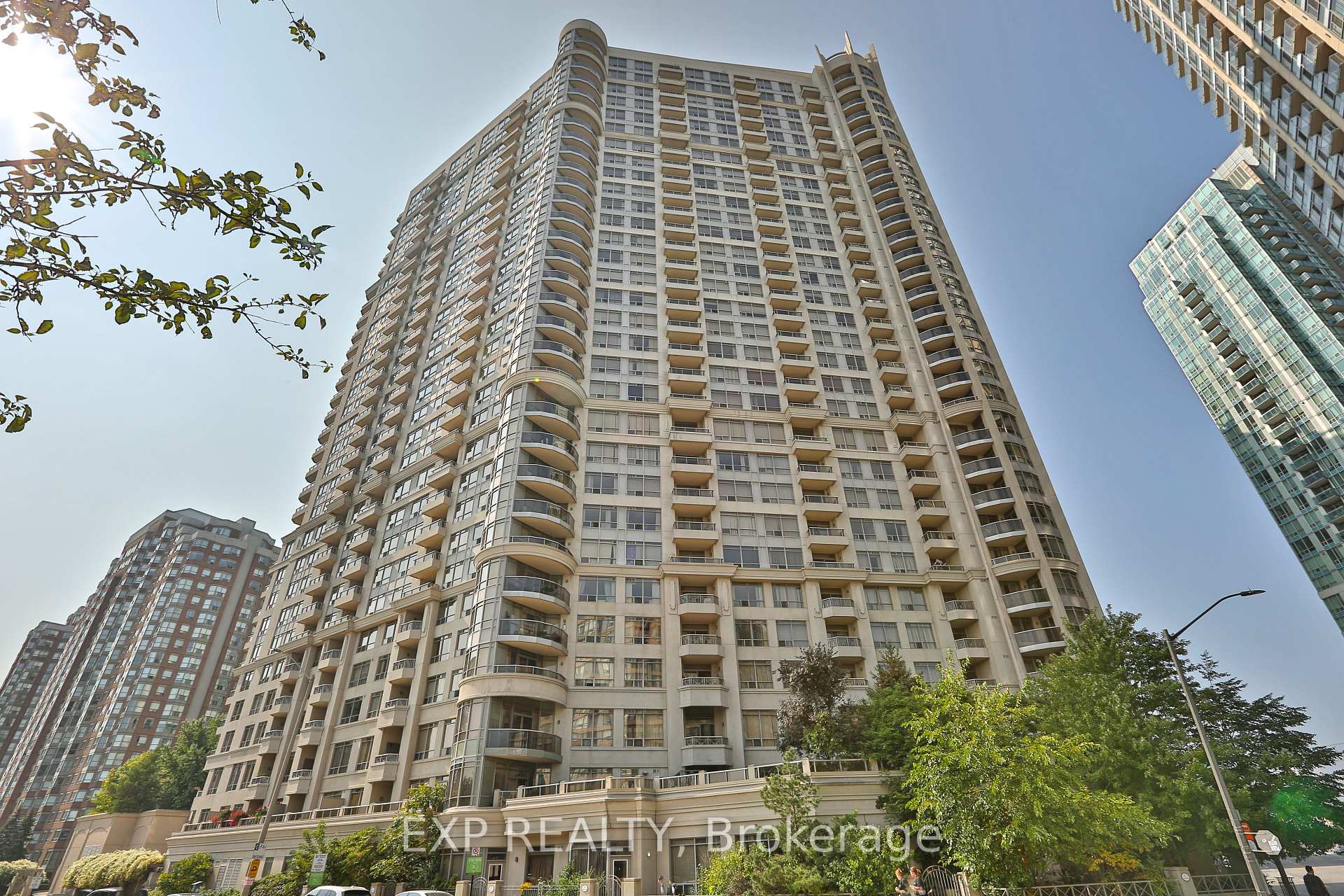 #1202 – 3880 Duke of York Boulevard, Mississauga, ON L5B 4M7