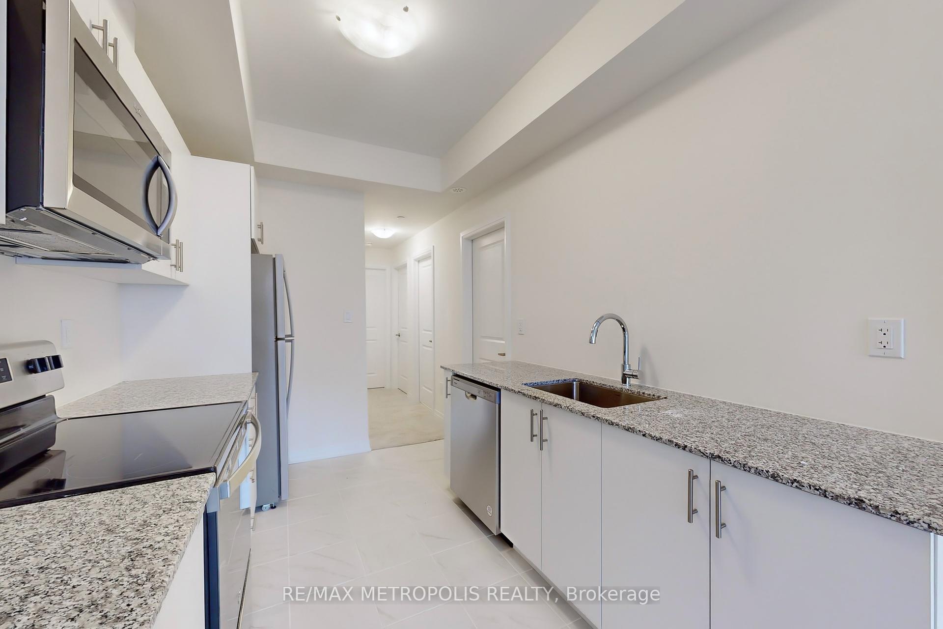 3 Bedrooms Condo at 35 Priya, Toronto For sale