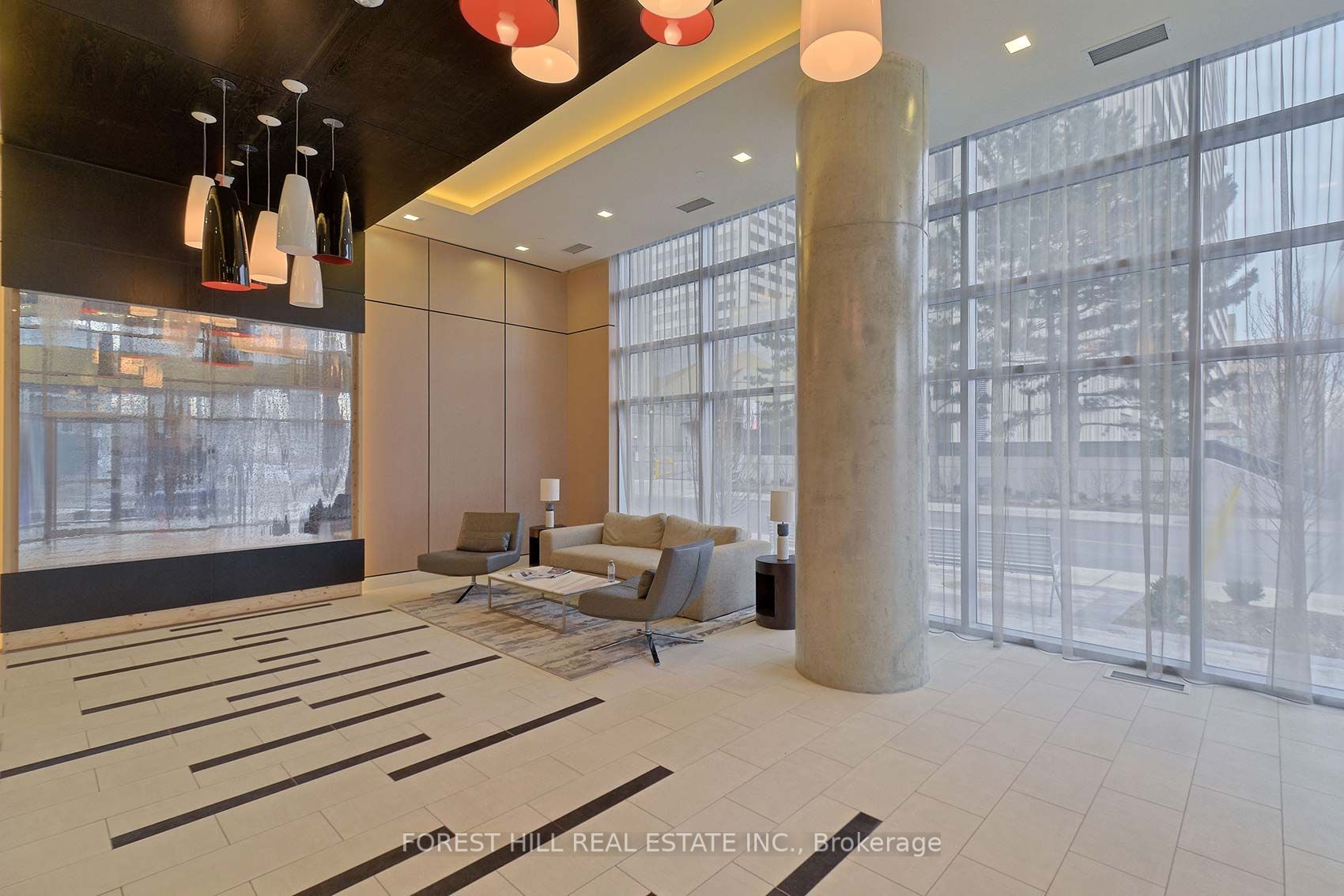 58 Orchard View Boulevard, #401