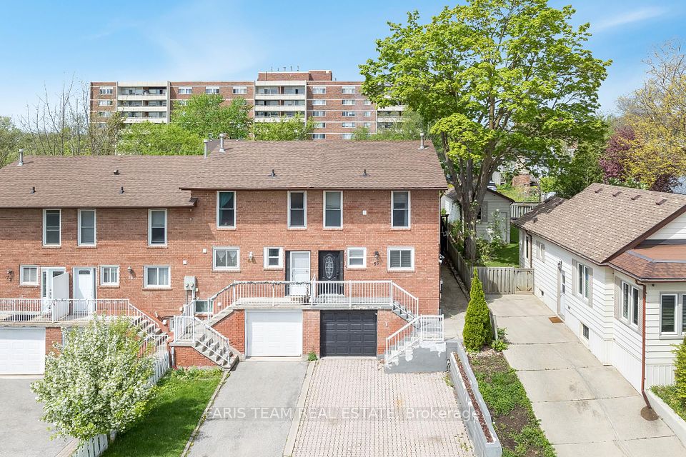 66 Simcoe