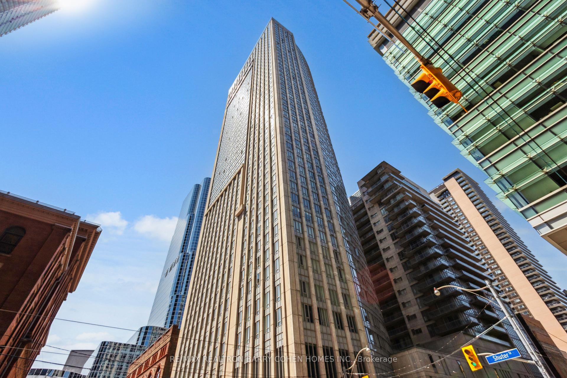 1 Bedroom Condo at 210 Victoria, Toronto For sale