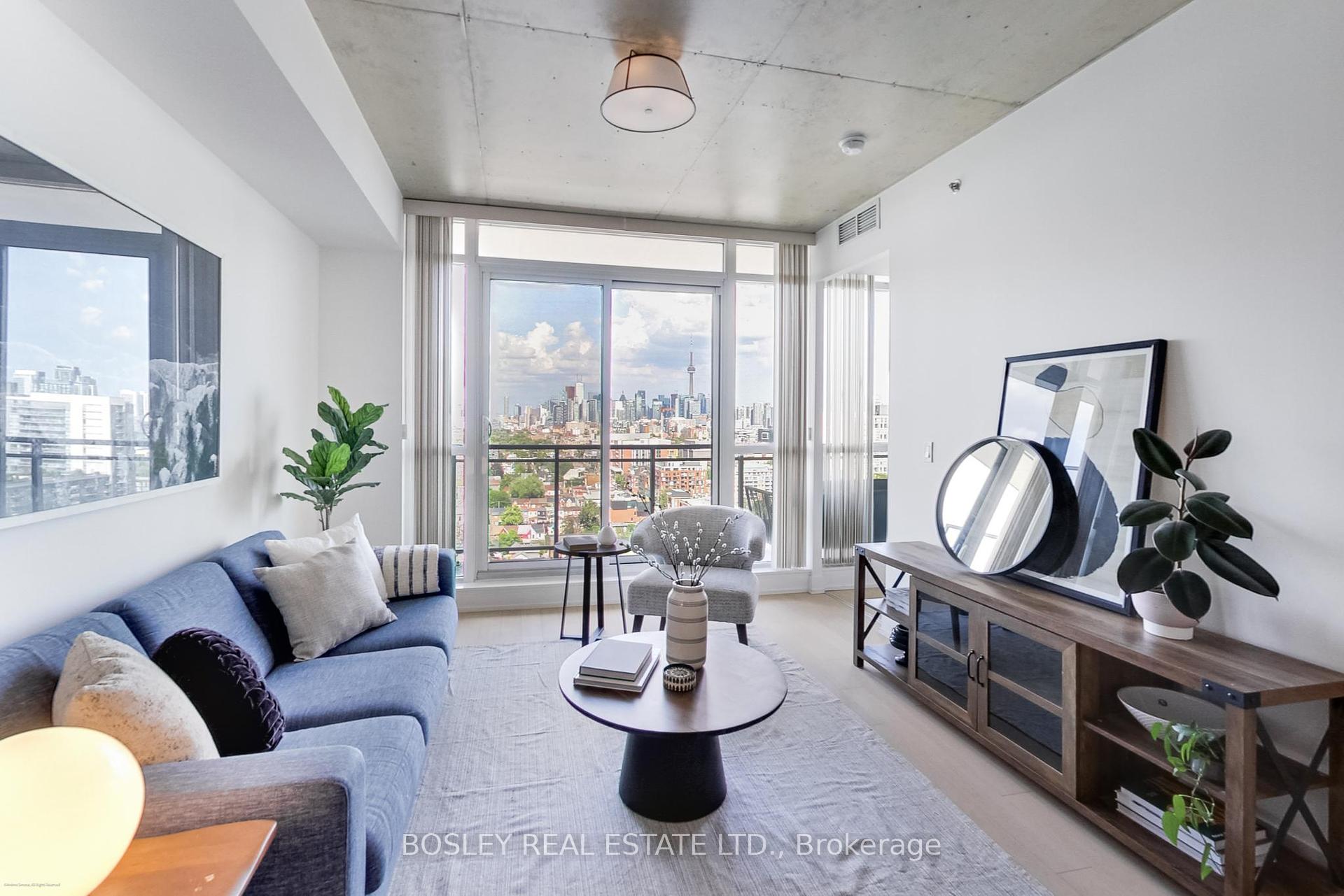 3 Bedrooms Condo at 20 Minowan Miikan, Toronto For sale
