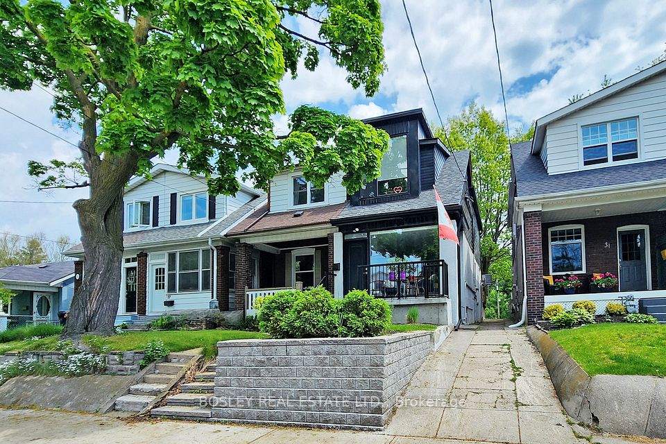 33 Lawlor Avenue