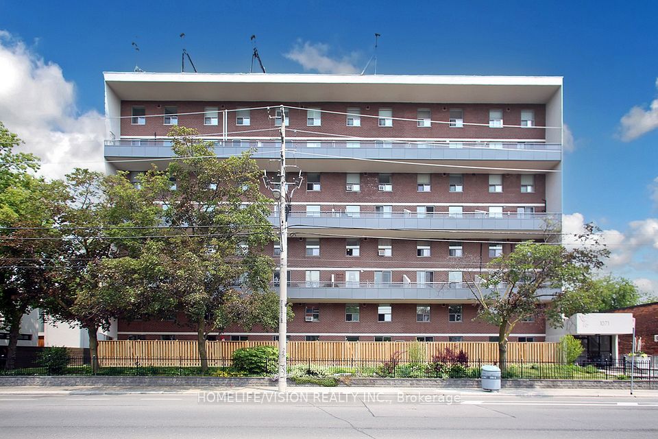 1071 Woodbine