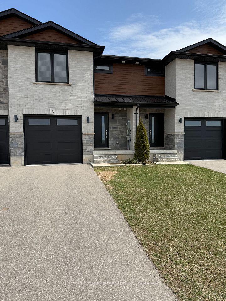 3 Trailside Drive, St. Marys, ON N4X 0A8