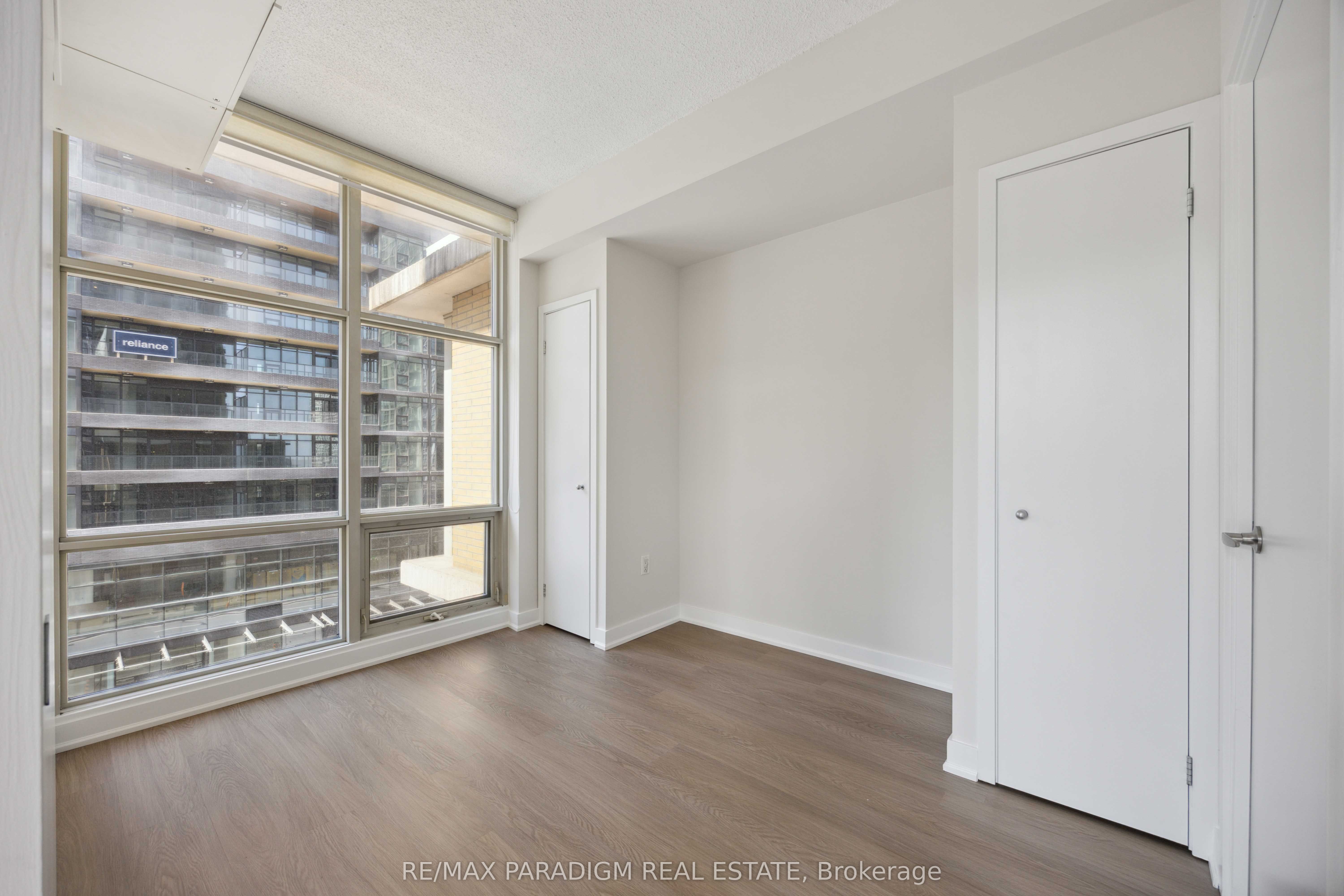 9 Spadina Avenue, #611
