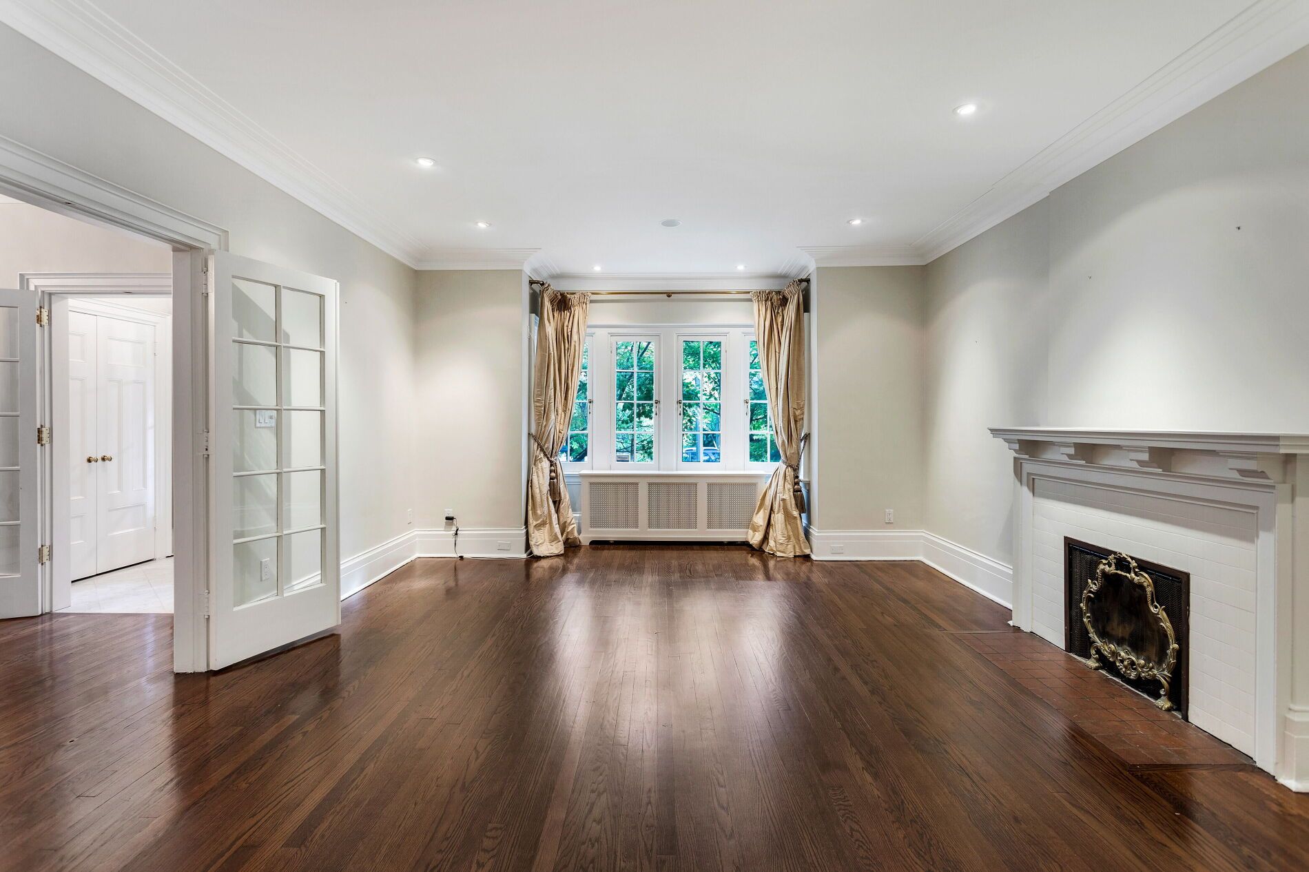 8 Binscarth Road