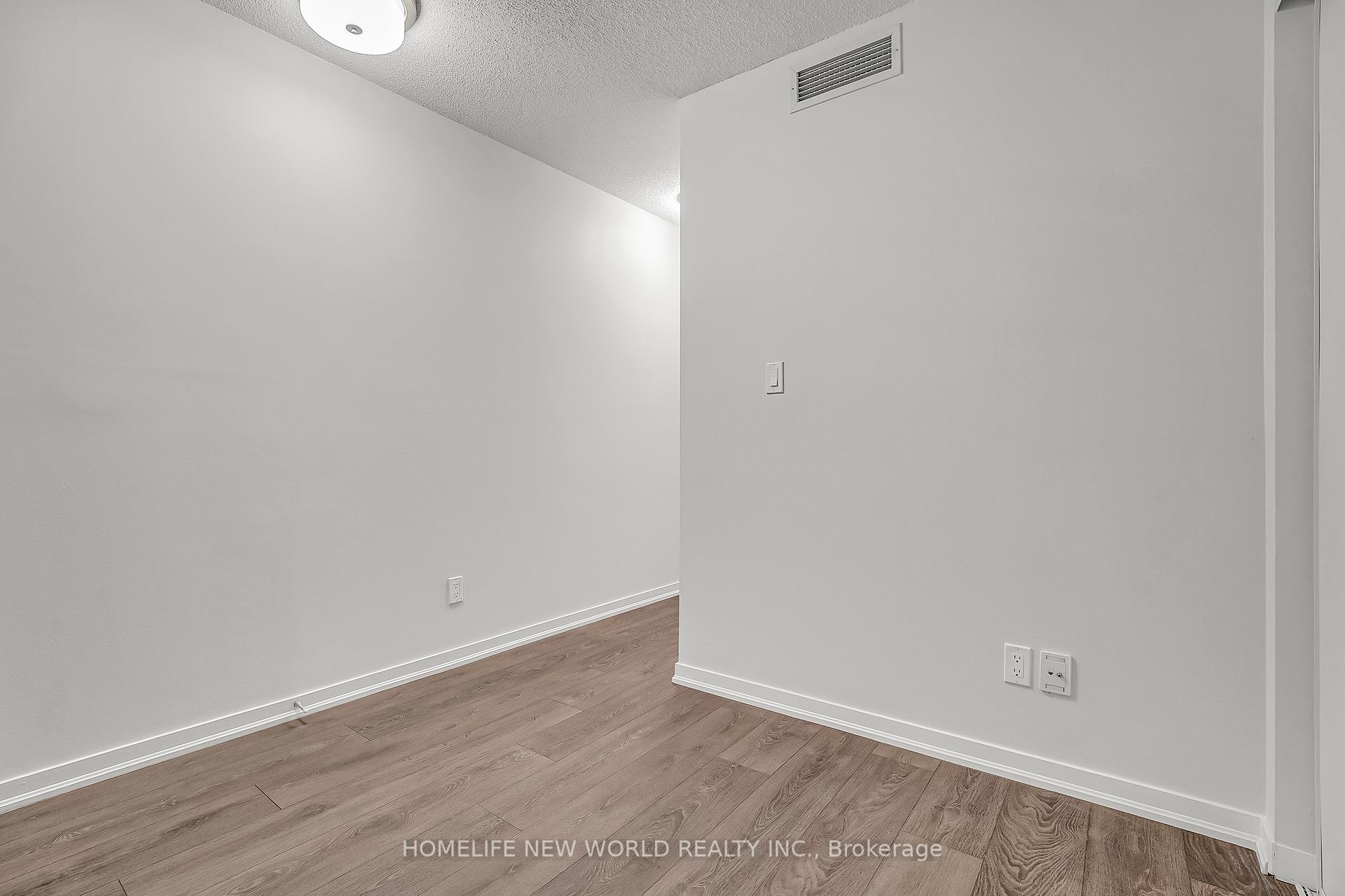 2 Bedrooms Condo at 68 Abell, Toronto For sale