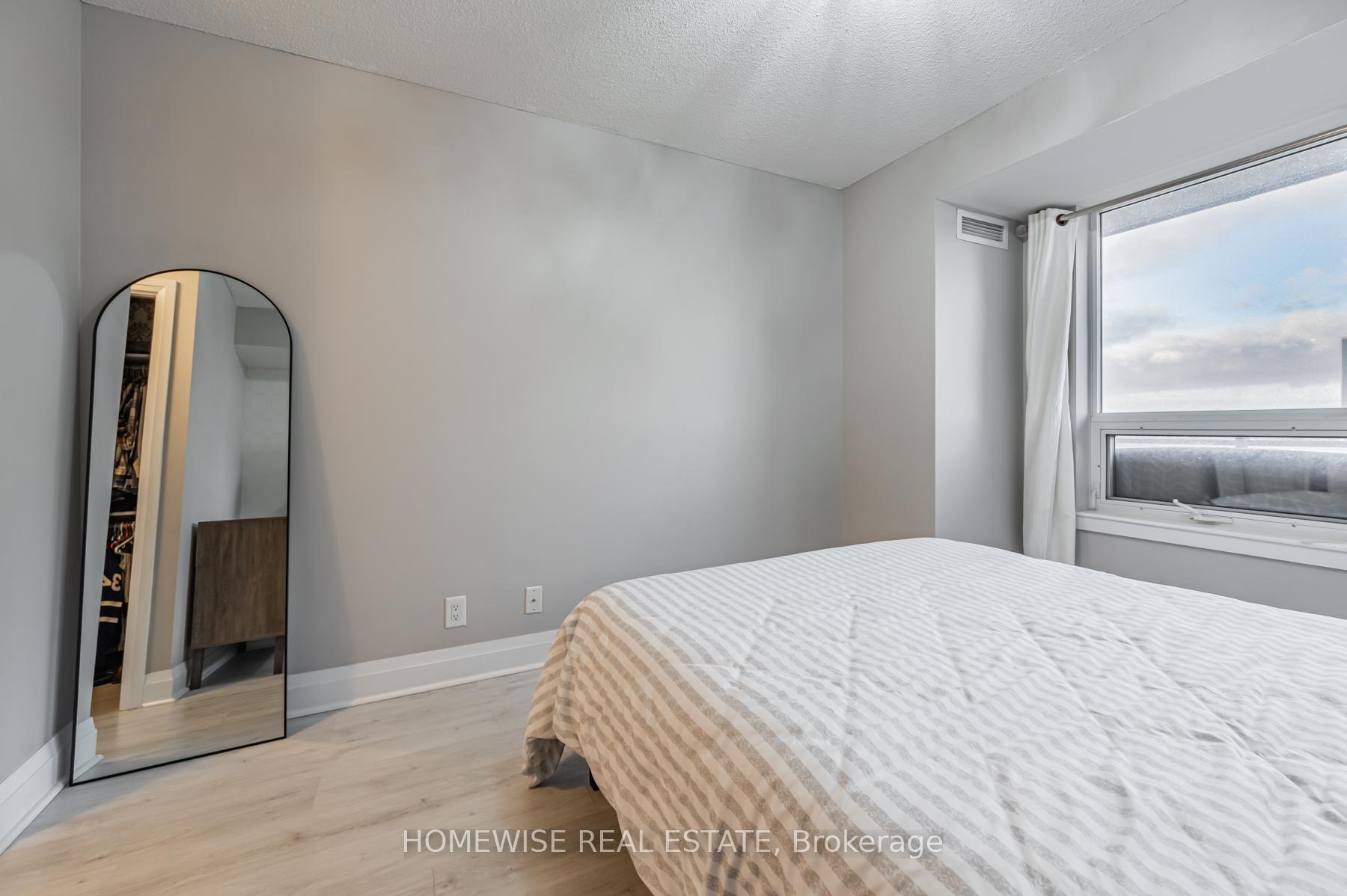 2 Bedrooms Condo at 1070 Sheppard, Toronto For sale