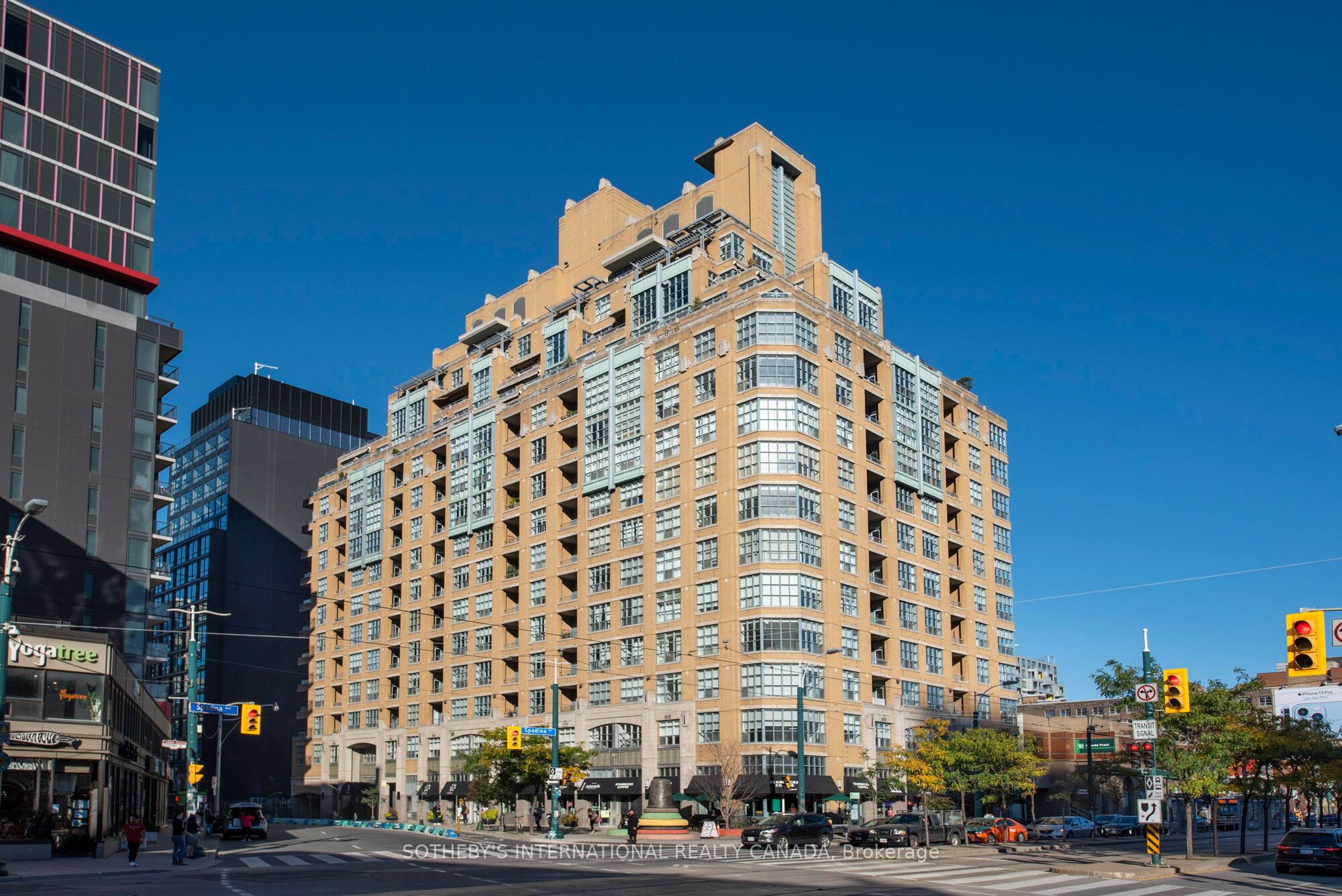438 Richmond Street W, #1406