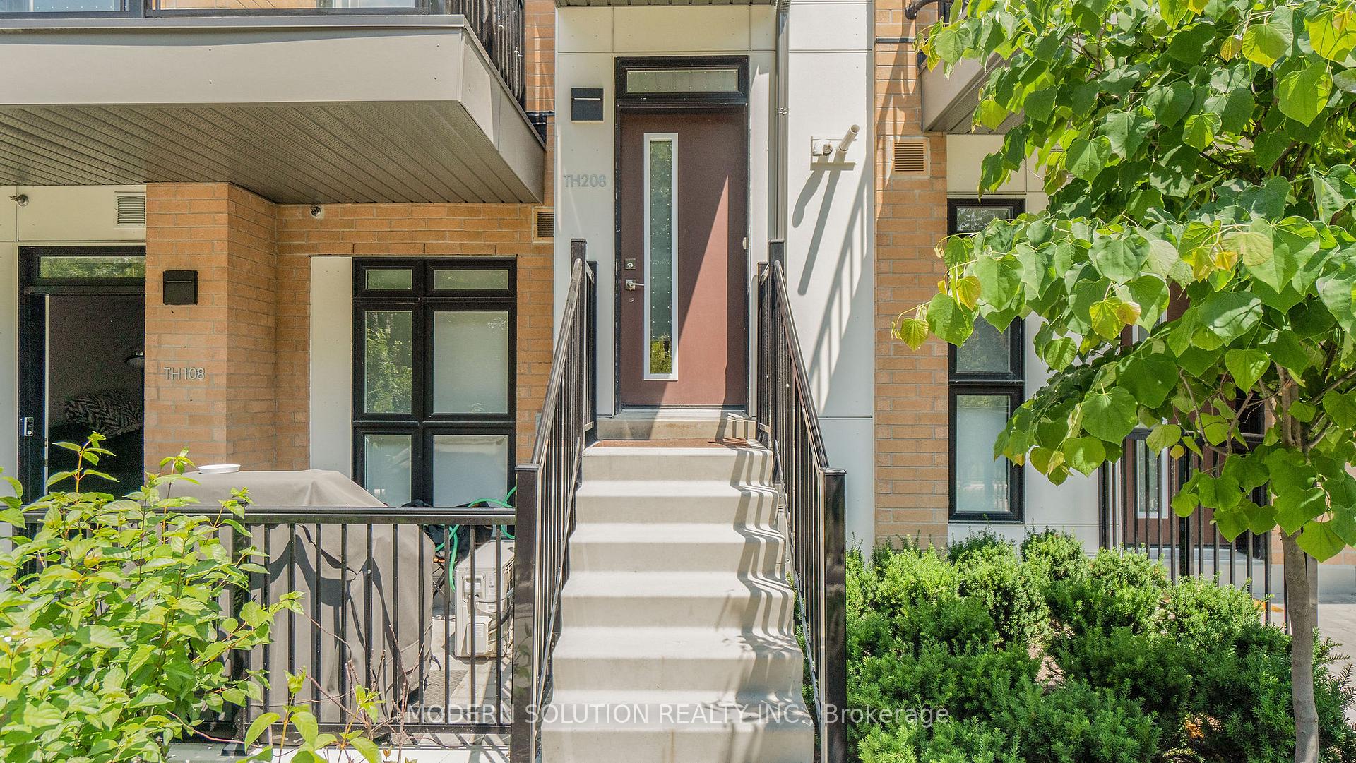 2 Bedrooms Condo at 155 Canon Jackson, Toronto For sale