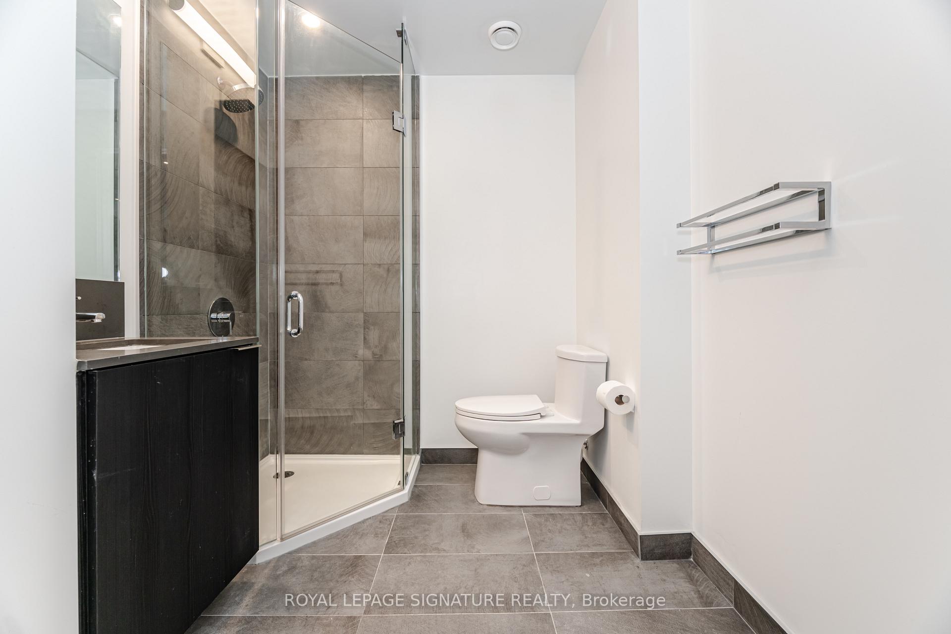 2 Bedrooms Condo at 7890 Jane, Vaughan For sale
