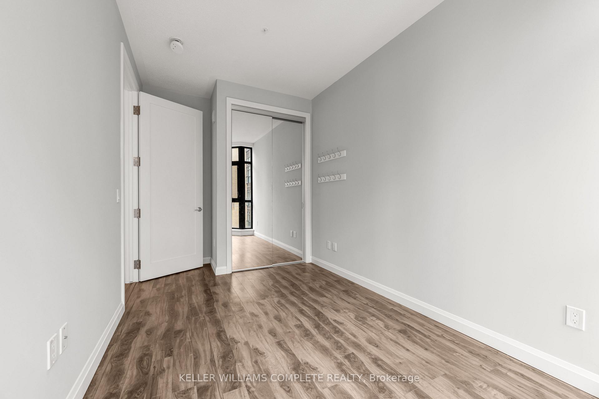 1 Bedroom Condo at 112 King,  Hamilton For sale