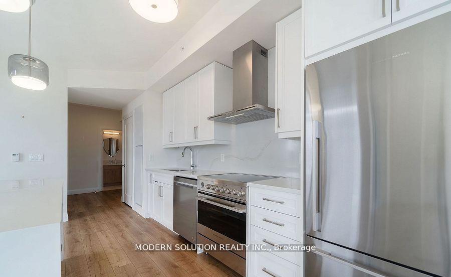 2 Bedrooms Condo at 500 Brock, Burlington For sale