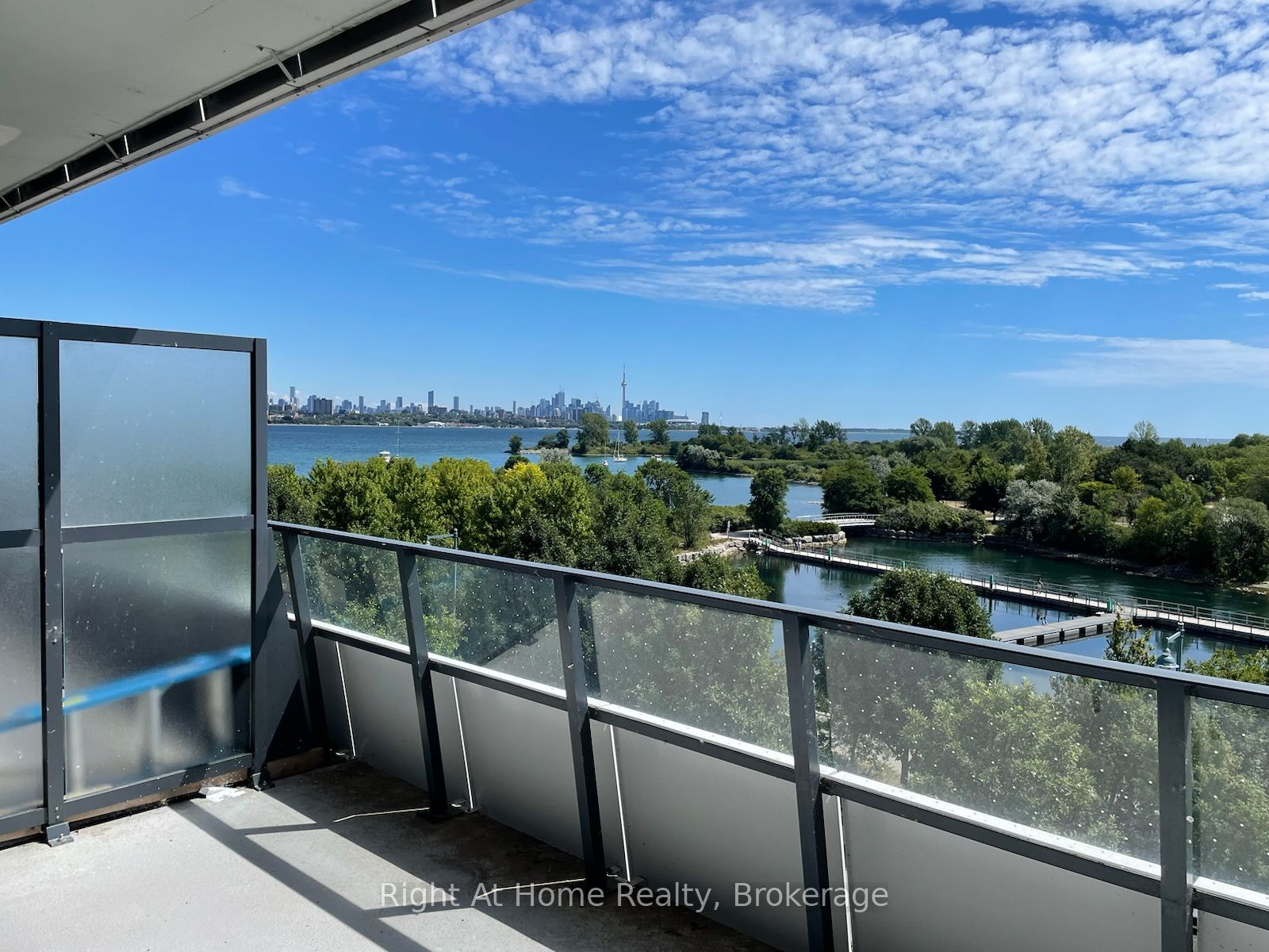 20 Shore Breeze Drive, #310