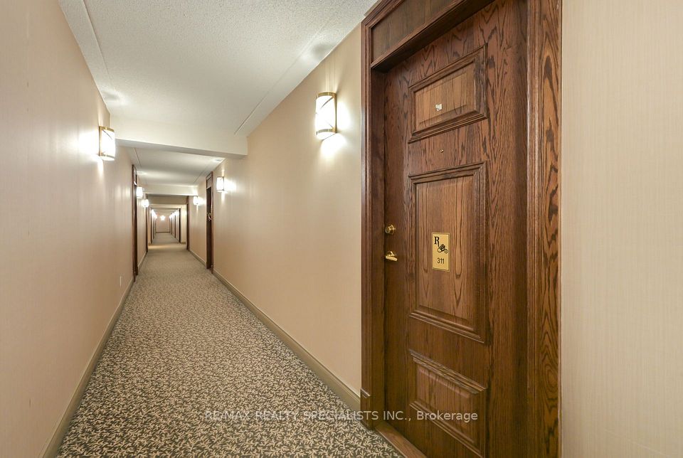 Suite Front Door