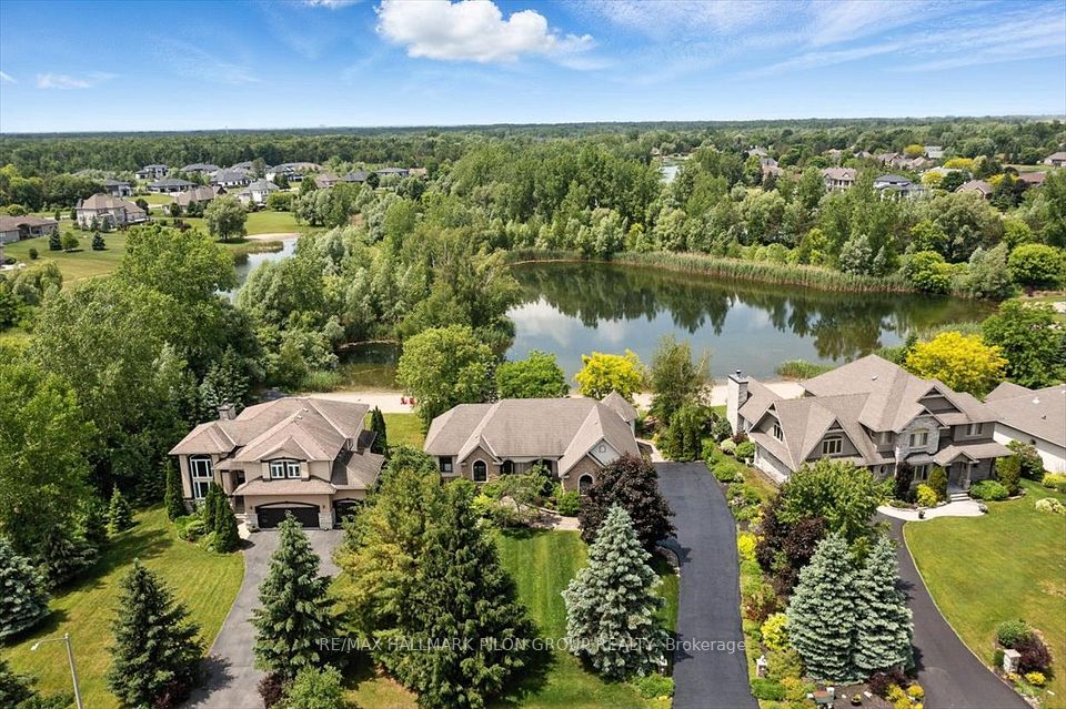 6893 Sparkling Lake