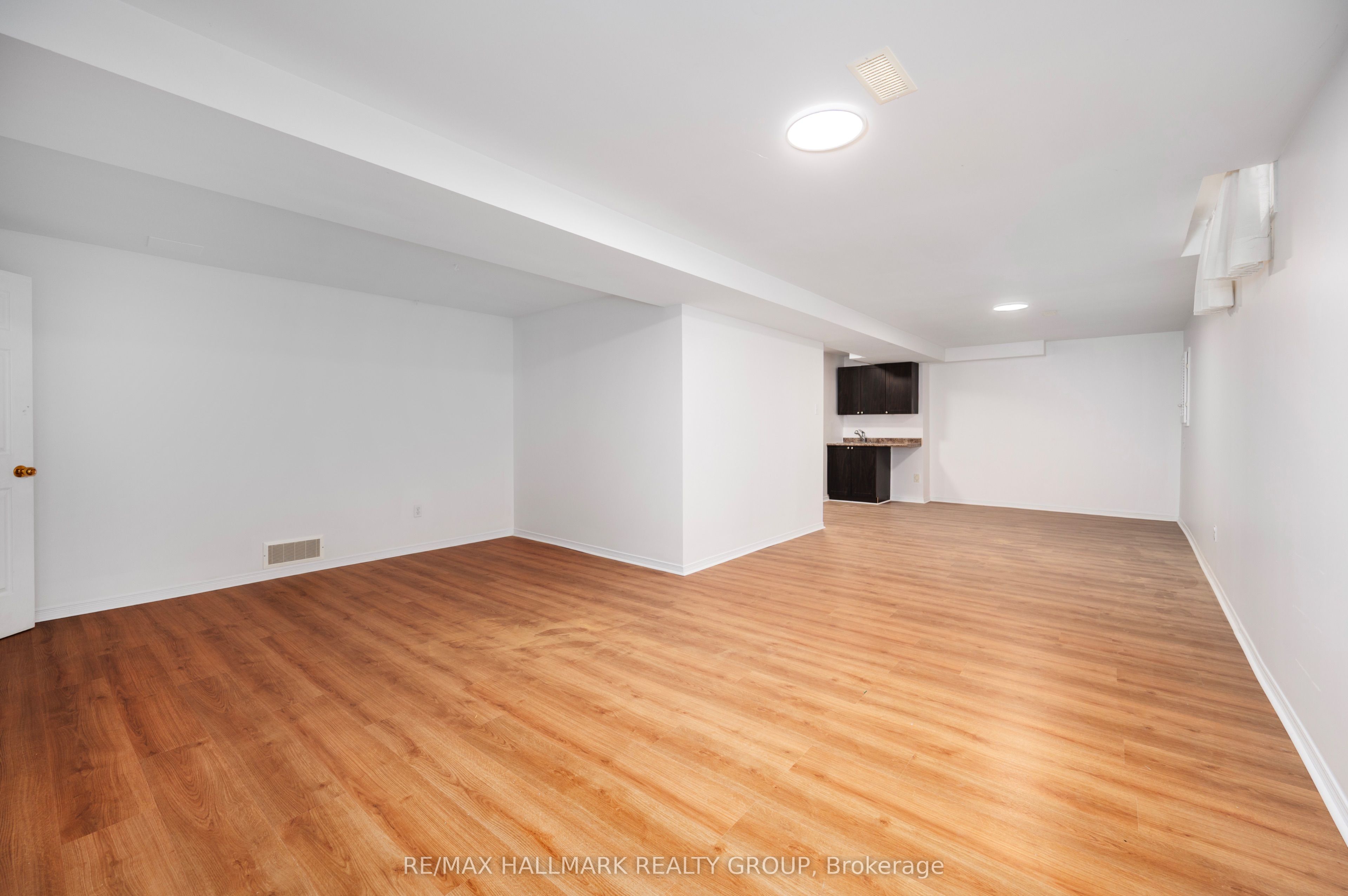 1401 MONTRESOR Way