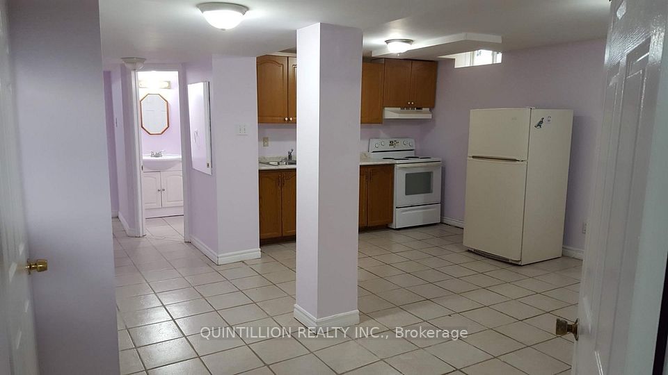 7 Stather Crescent, Markham, ON L3S 1C8