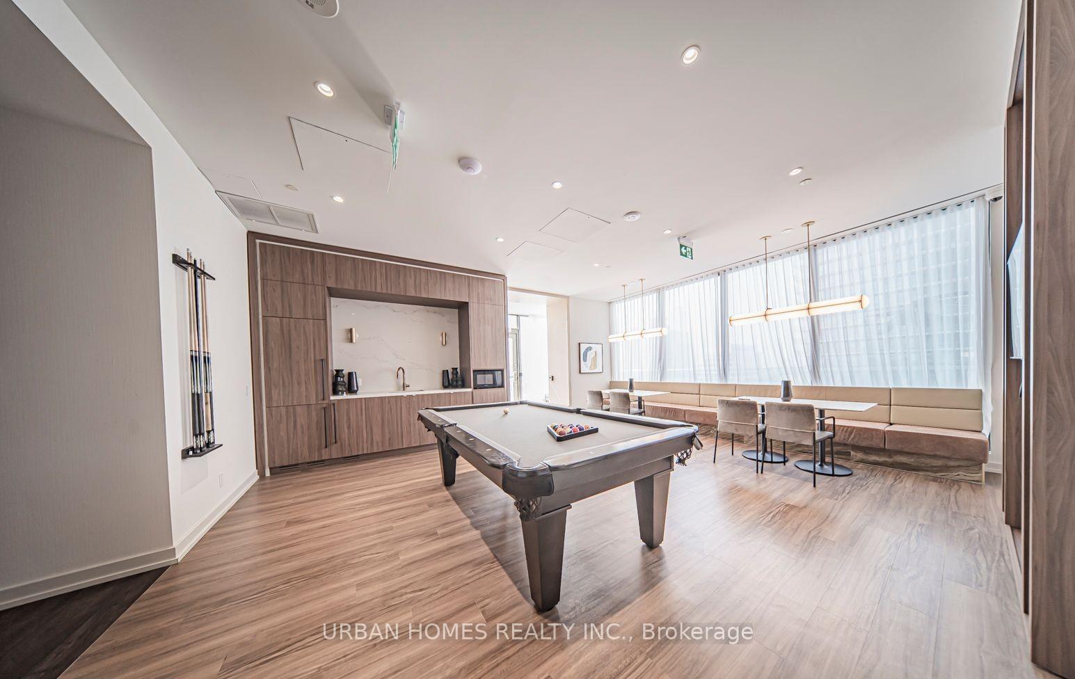 2 Bedrooms Condo at 7890 Jane, Vaughan For sale