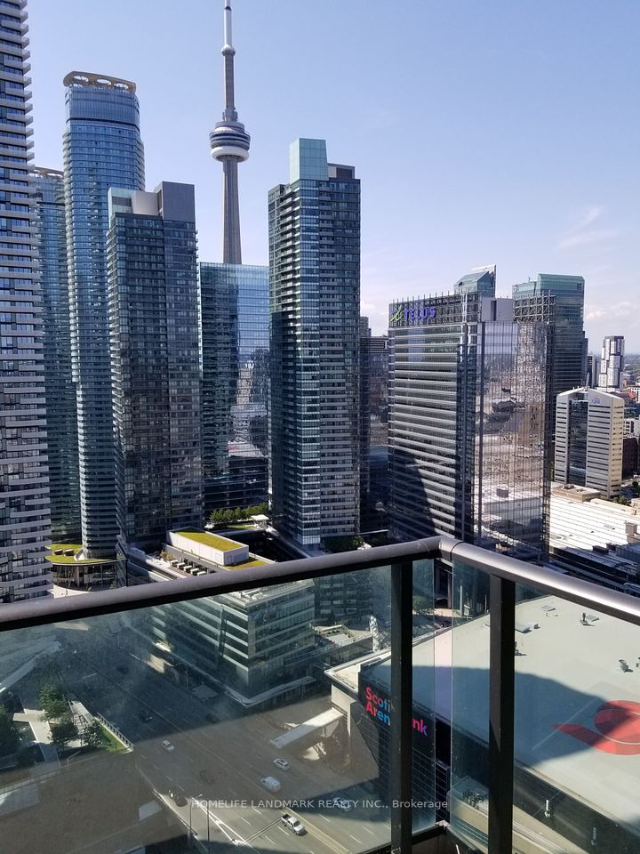 33 Bay Street