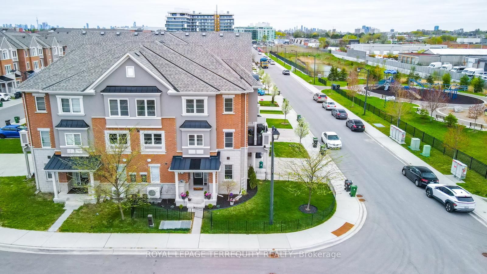 72 Fusilier Drive