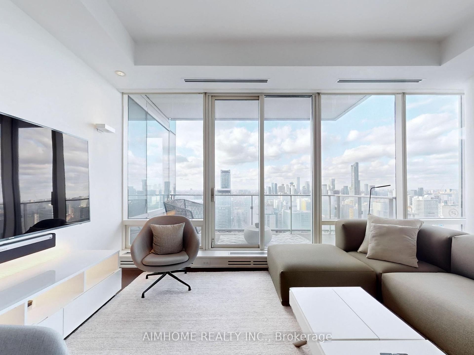 3 Bedrooms Condo at 180 University, Toronto For sale