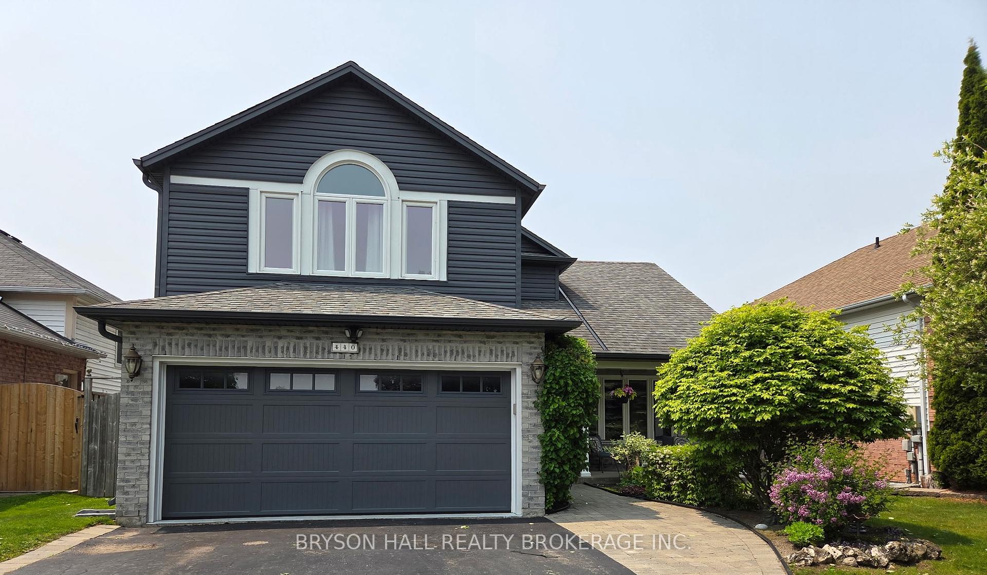 440 Fleetwood Drive, Oshawa, ON L1K 1C4