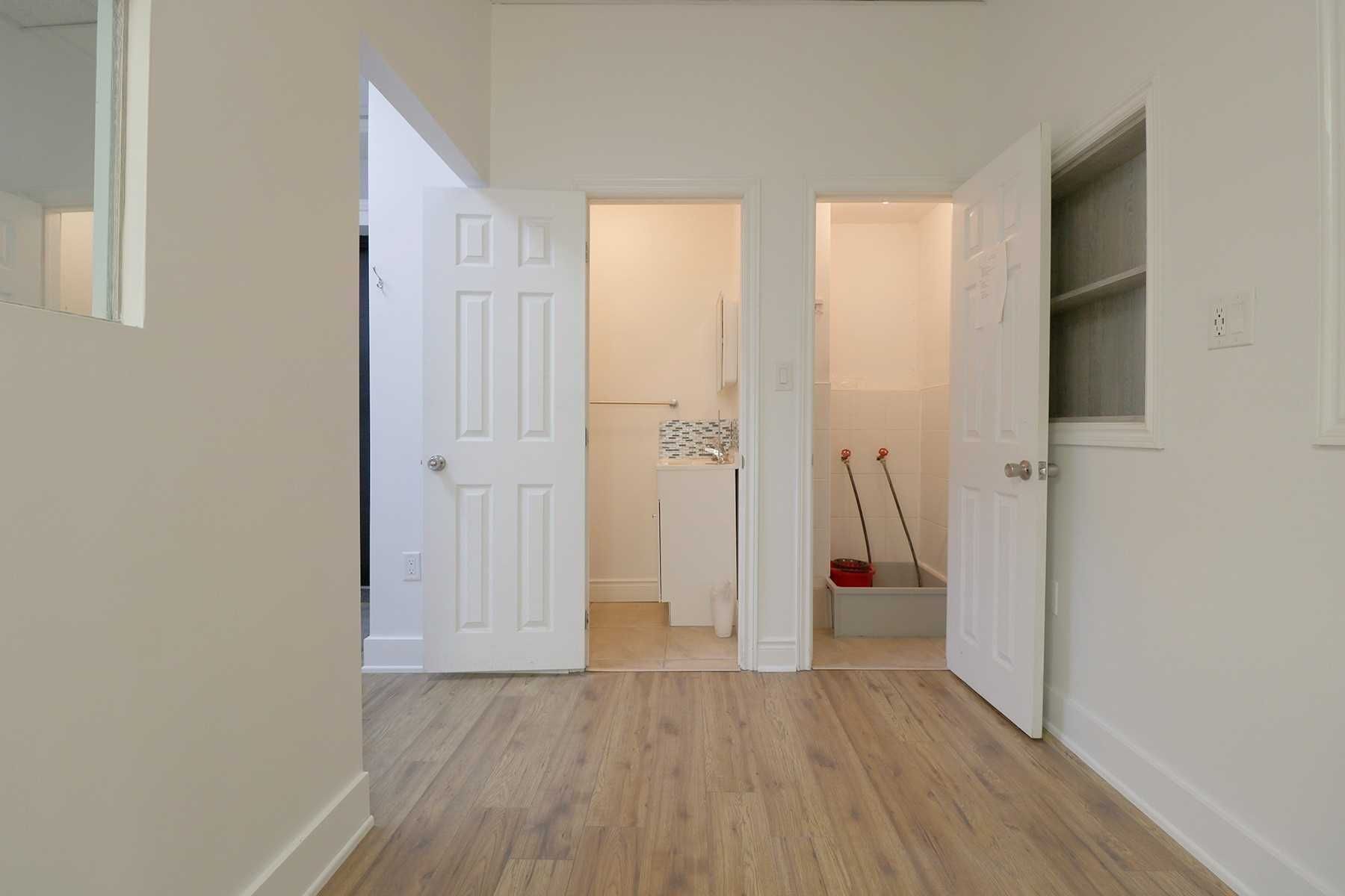 1230 King Street W