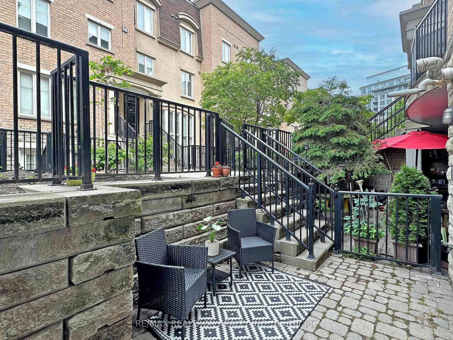 1 Bedroom Condo at 46 Western Battery, Toronto For sale