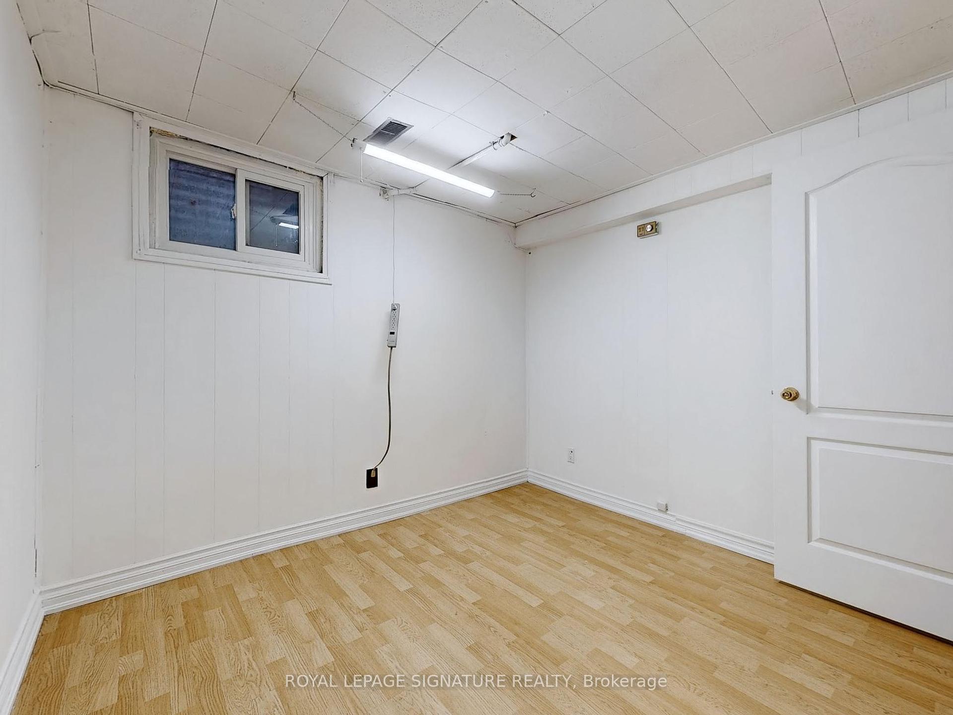 4 Bedrooms Condo at 400 Mississauga Valley,  Mississauga For sale