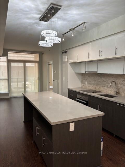1 Bedroom Condo at 8 Mercer, Toronto For sale