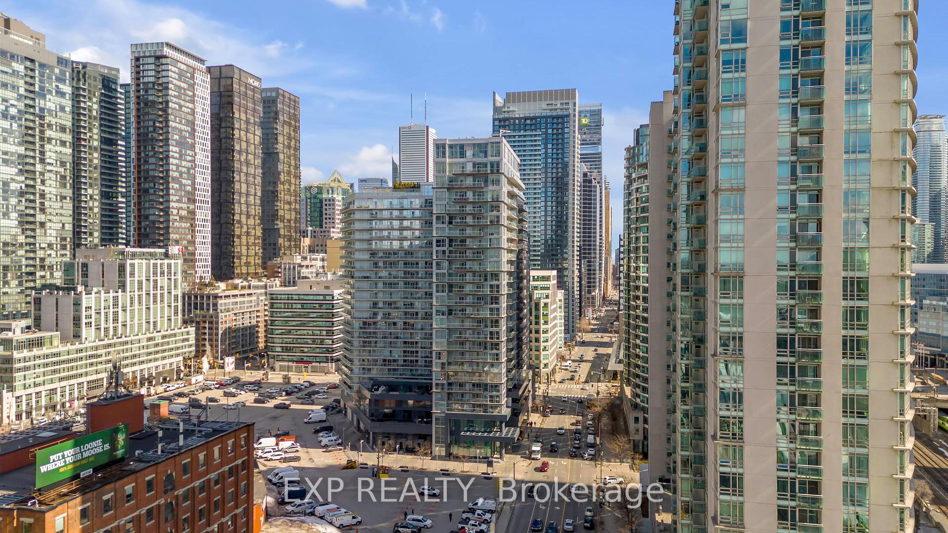 1 Bedroom Condo at 352 Front, Toronto For sale