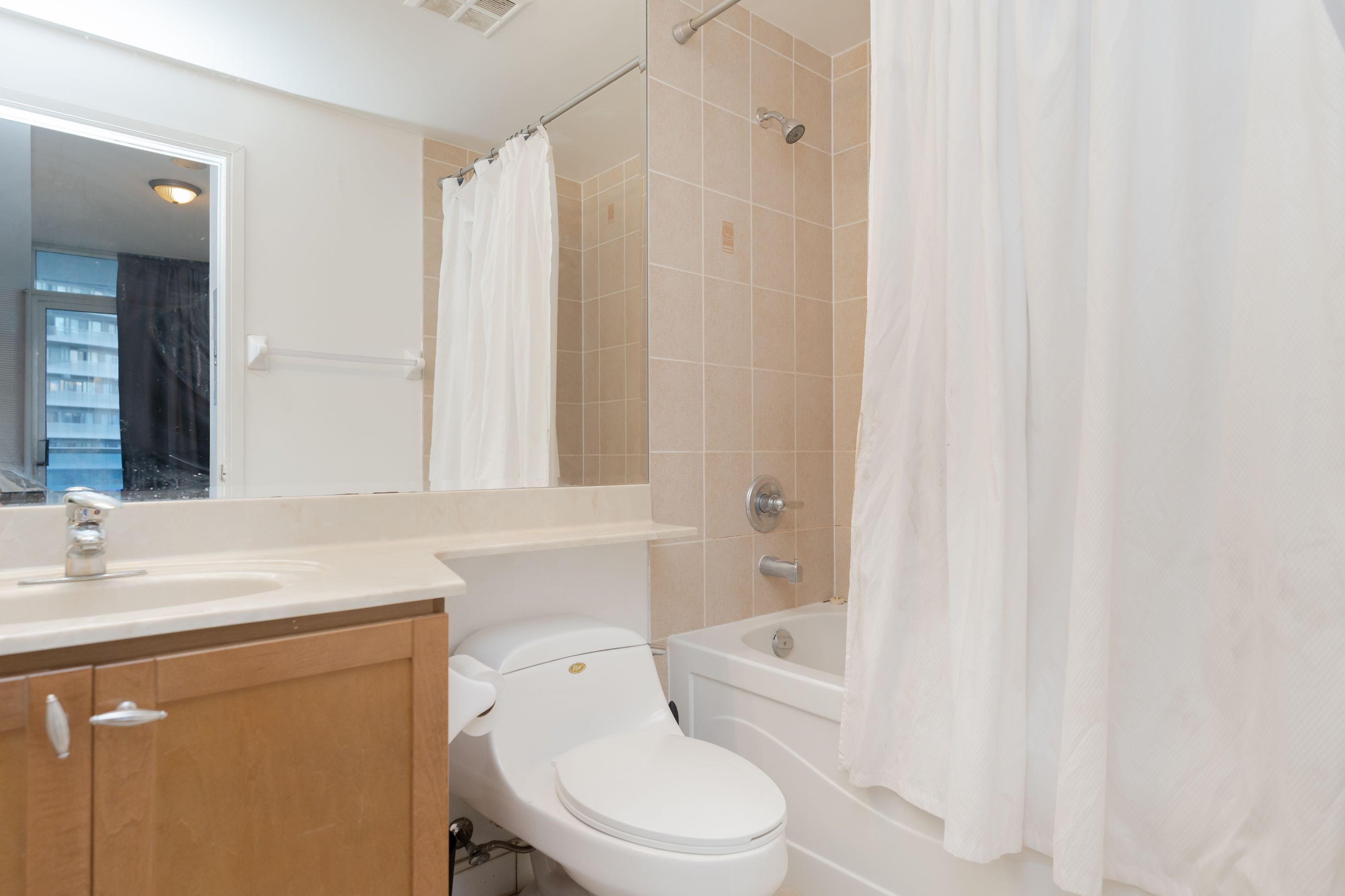 80 Absolute Avenue 3206