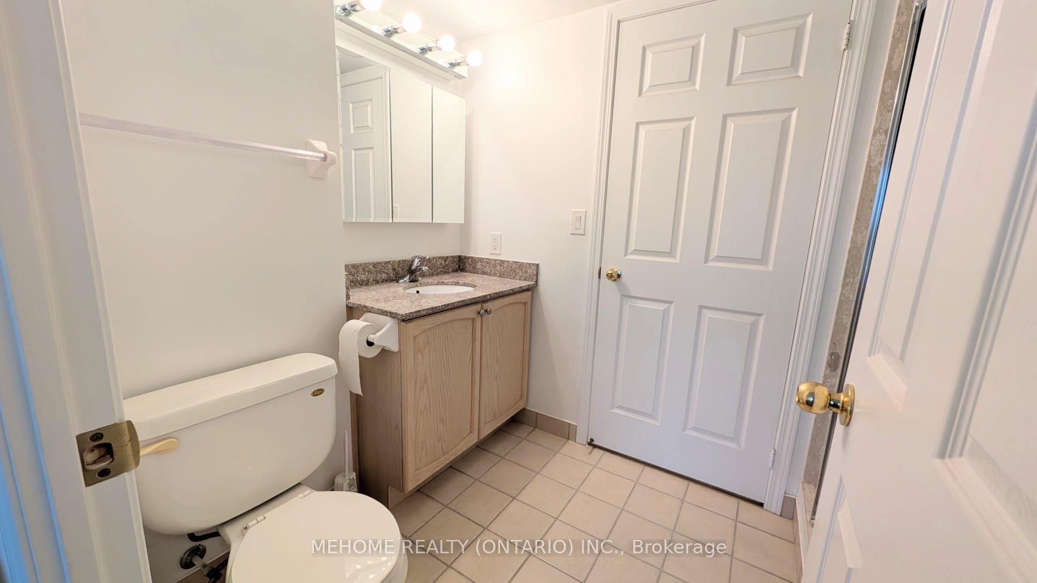 185 Oneida Crescent, #306