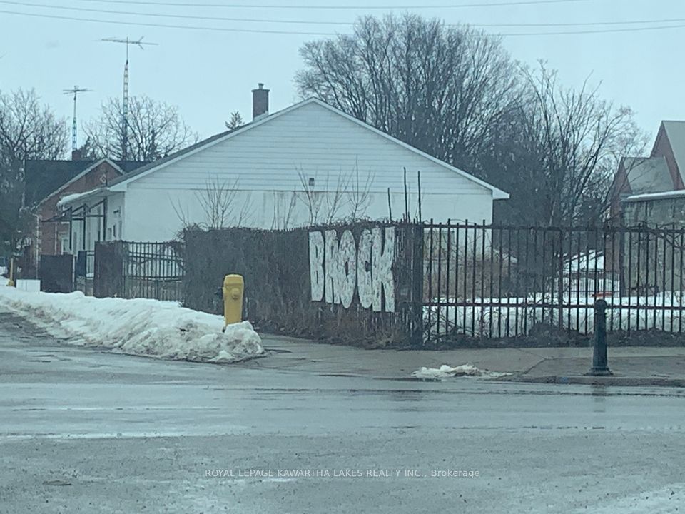 https://trreb-image.ampre.ca/mMfwogeICuSW9cRnqHQ2pLHu71pskwkbp7aYhPz0gm0/rs:fit:960:960/wm:.5:so:0:50:.4/wmsh:10/wmt:PHNwYW4gZm9yZWdyb3VuZD0nd2hpdGUnIGZvbnQ9JzY4Jz5ST1lBTCBMRVBBR0UgS0FXQVJUSEEgTEFLRVMgUkVBTFRZIElOQy4sIEJyb2tlcmFnZTwvc3Bhbj4/L3RycmViL2xpc3RpbmdzLzQwLzk3LzYyLzQyL3AvOTgwYmRlOGMtNTA4Yi00NzRmLTgzODEtOWU3MWYwZjgyOTNiLmpwZw.jpg