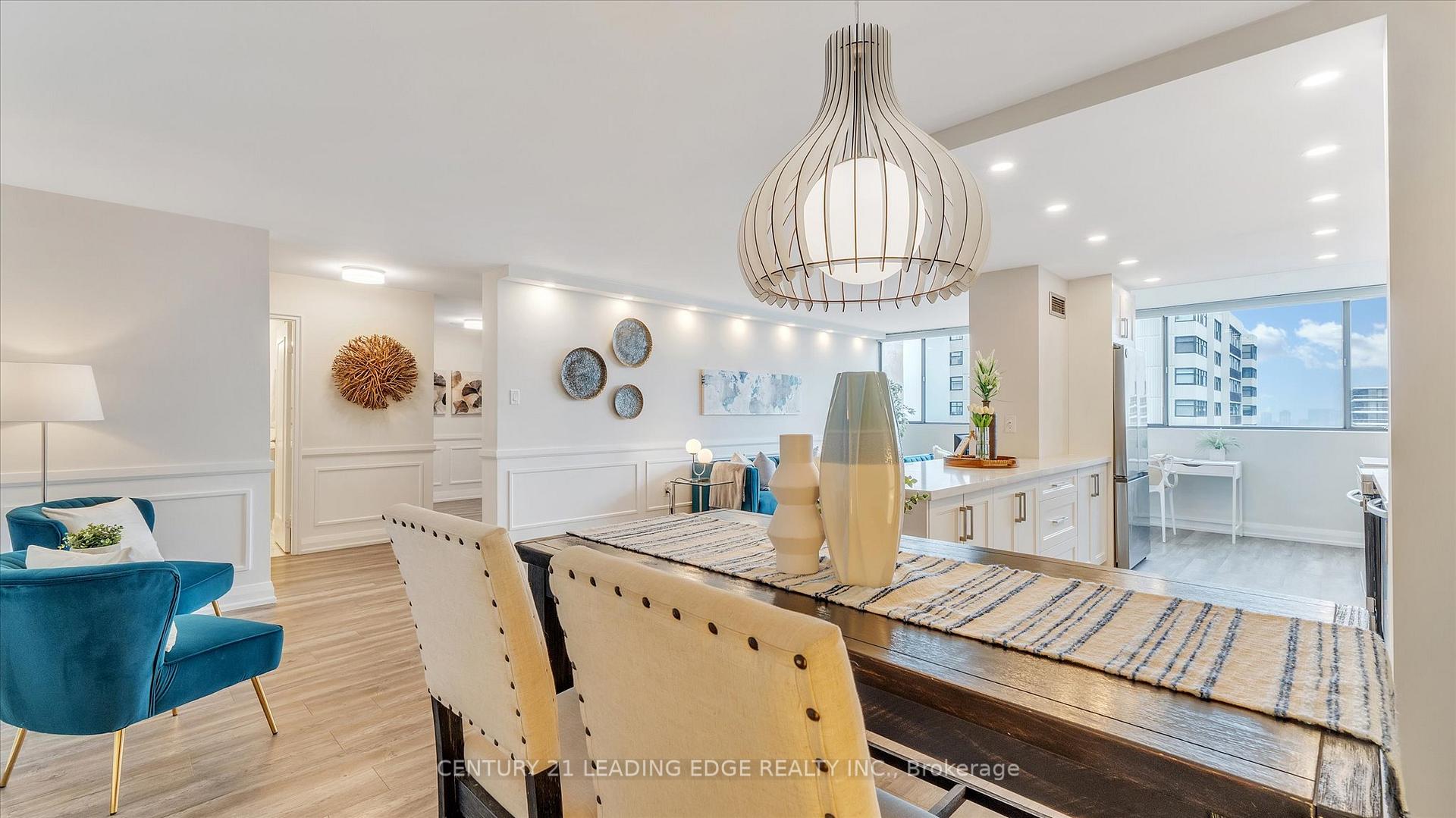 2 Bedrooms Condo at 80 Antibes, Toronto For sale