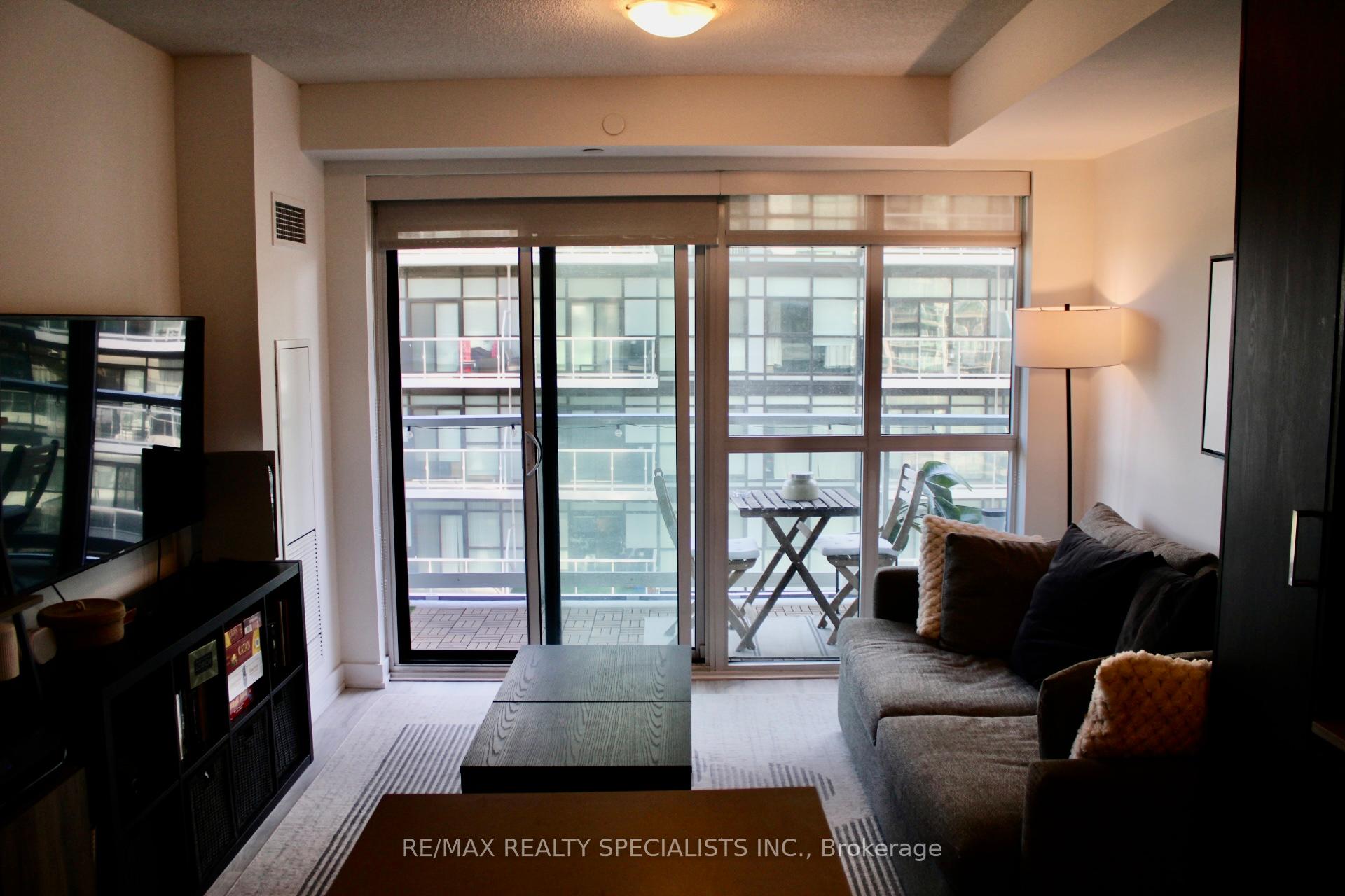 1 Bedroom Condo at 251 Manitoba, Toronto For sale